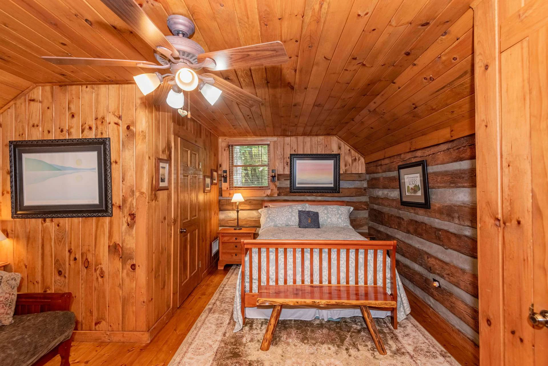 Image number 7 for the current listing