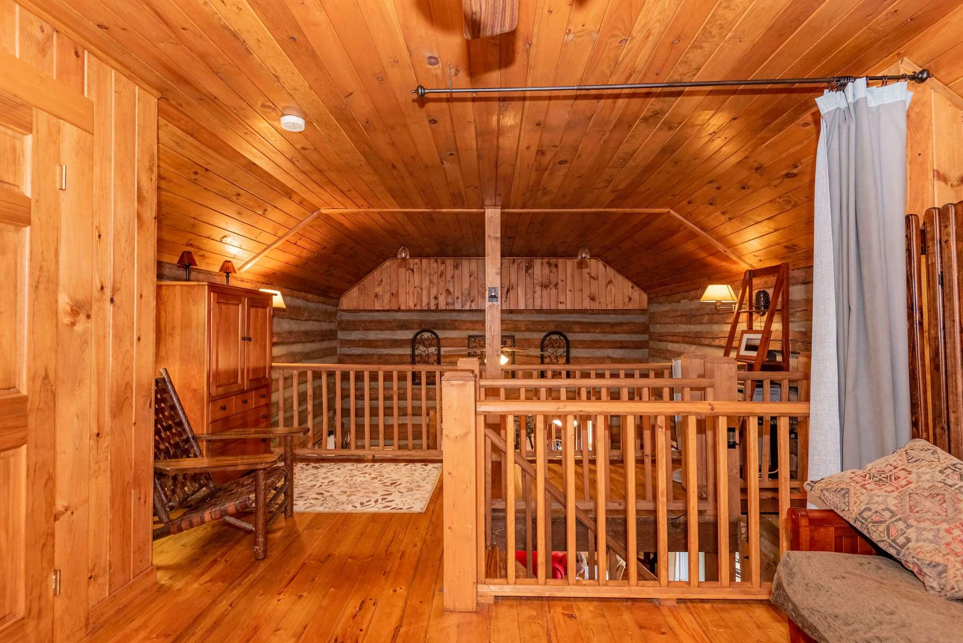 Image number 9 for the current listing