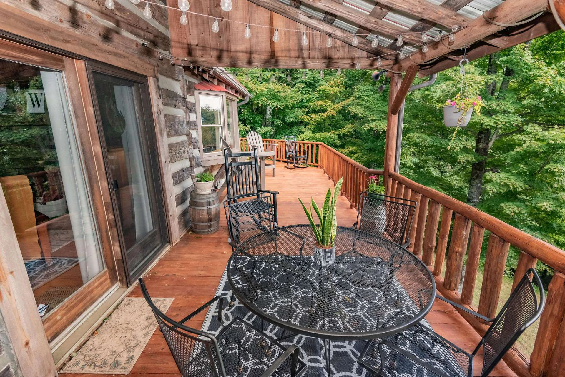 Image number 2 for the current listing