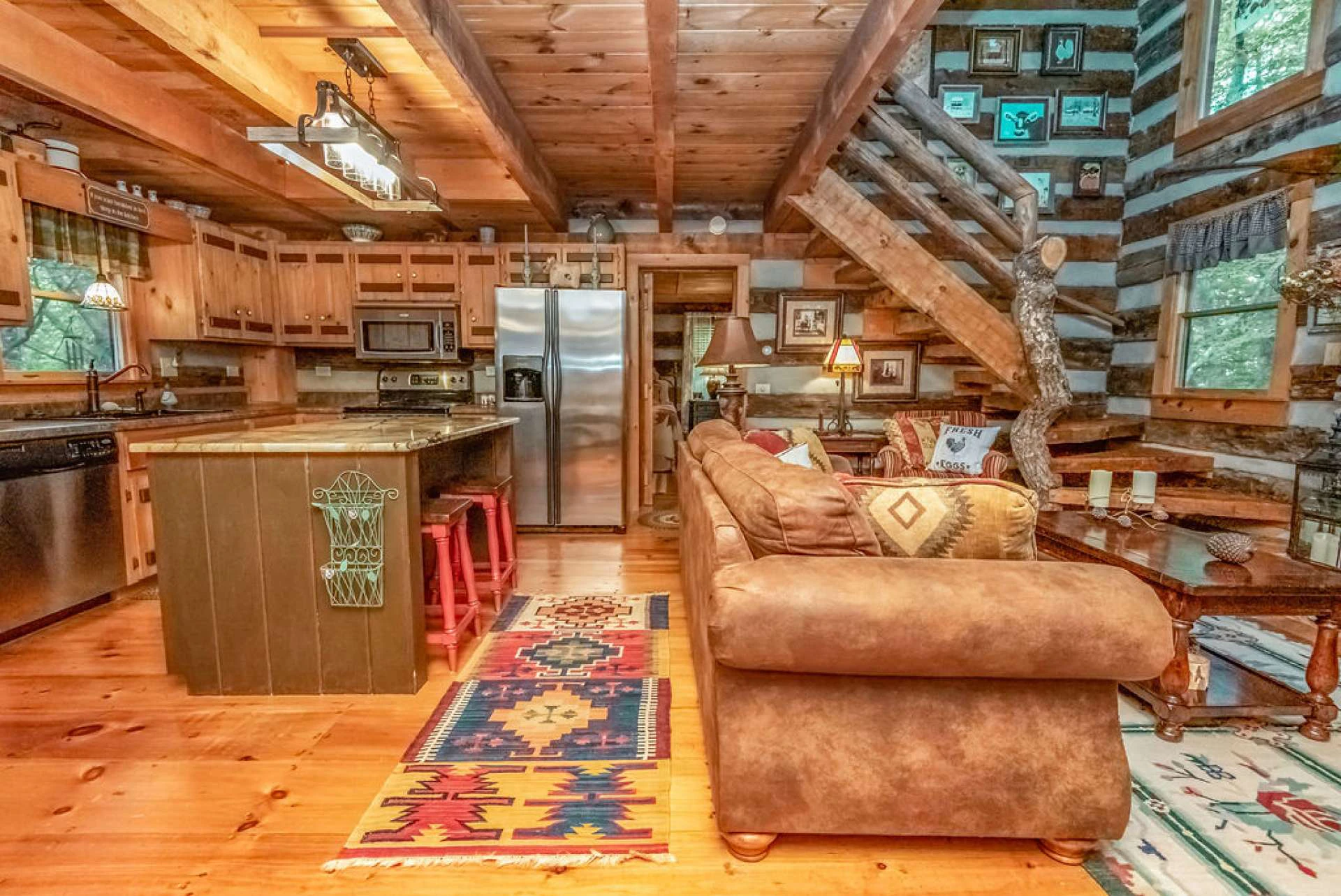 Image number 13 for the current listing