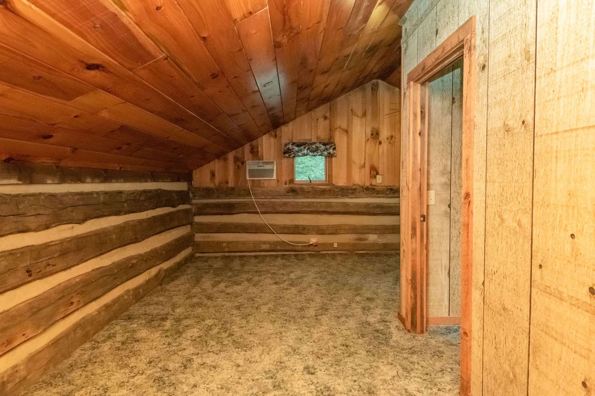 Image number 7 for the current listing