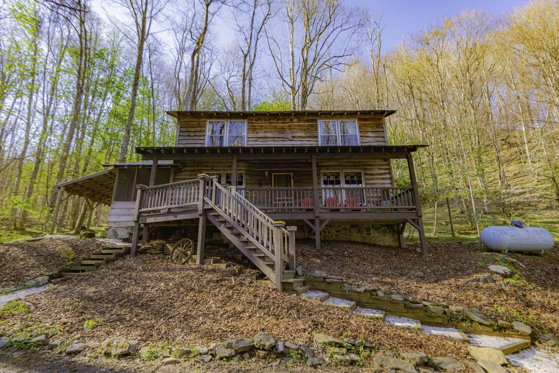 Image number 15 for the current listing