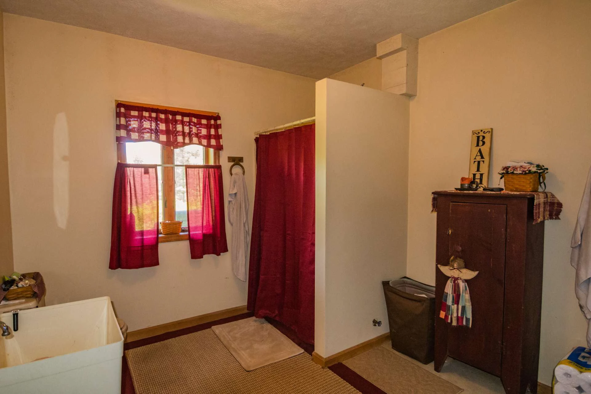 Image number 9 for the current listing