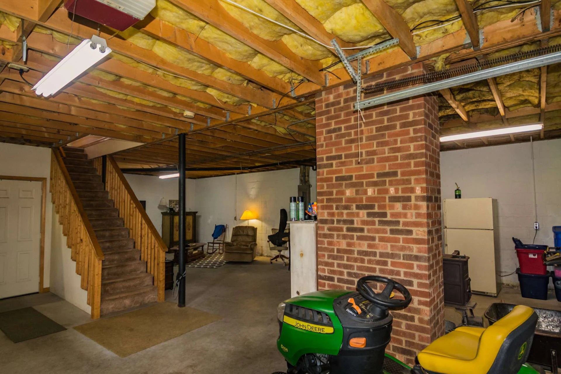 Image number 11 for the current listing