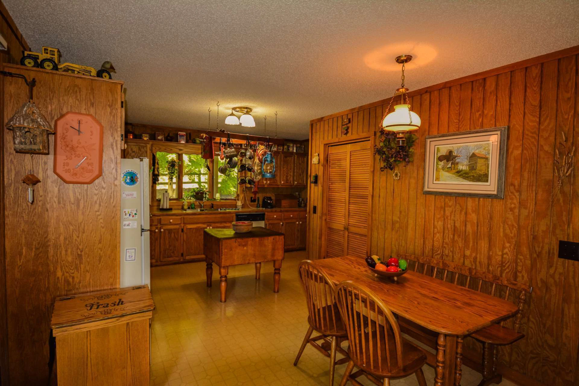 Image number 12 for the current listing