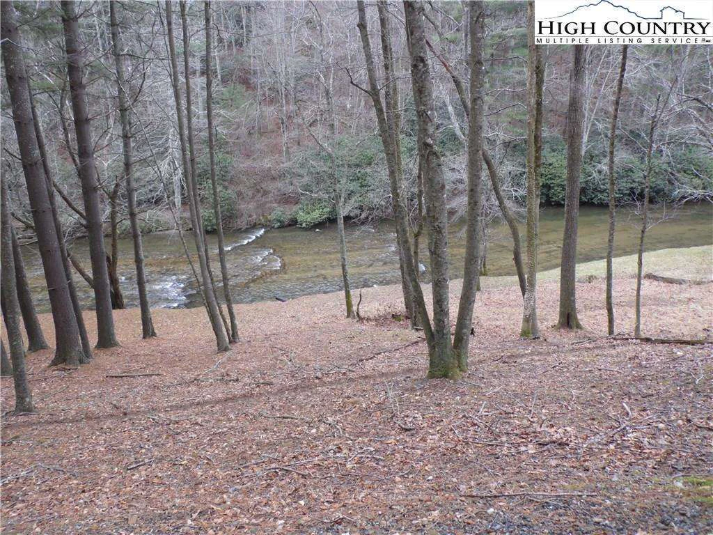 Image number 16 for the current listing