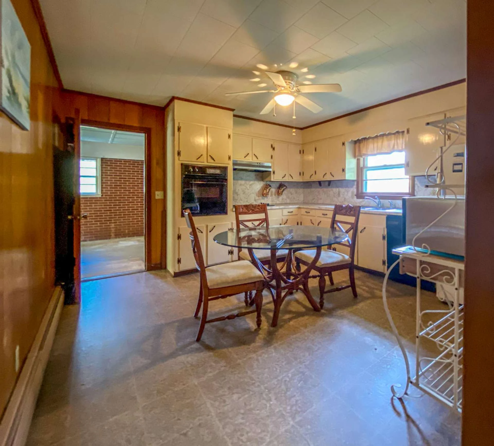 Image number 8 for the current listing