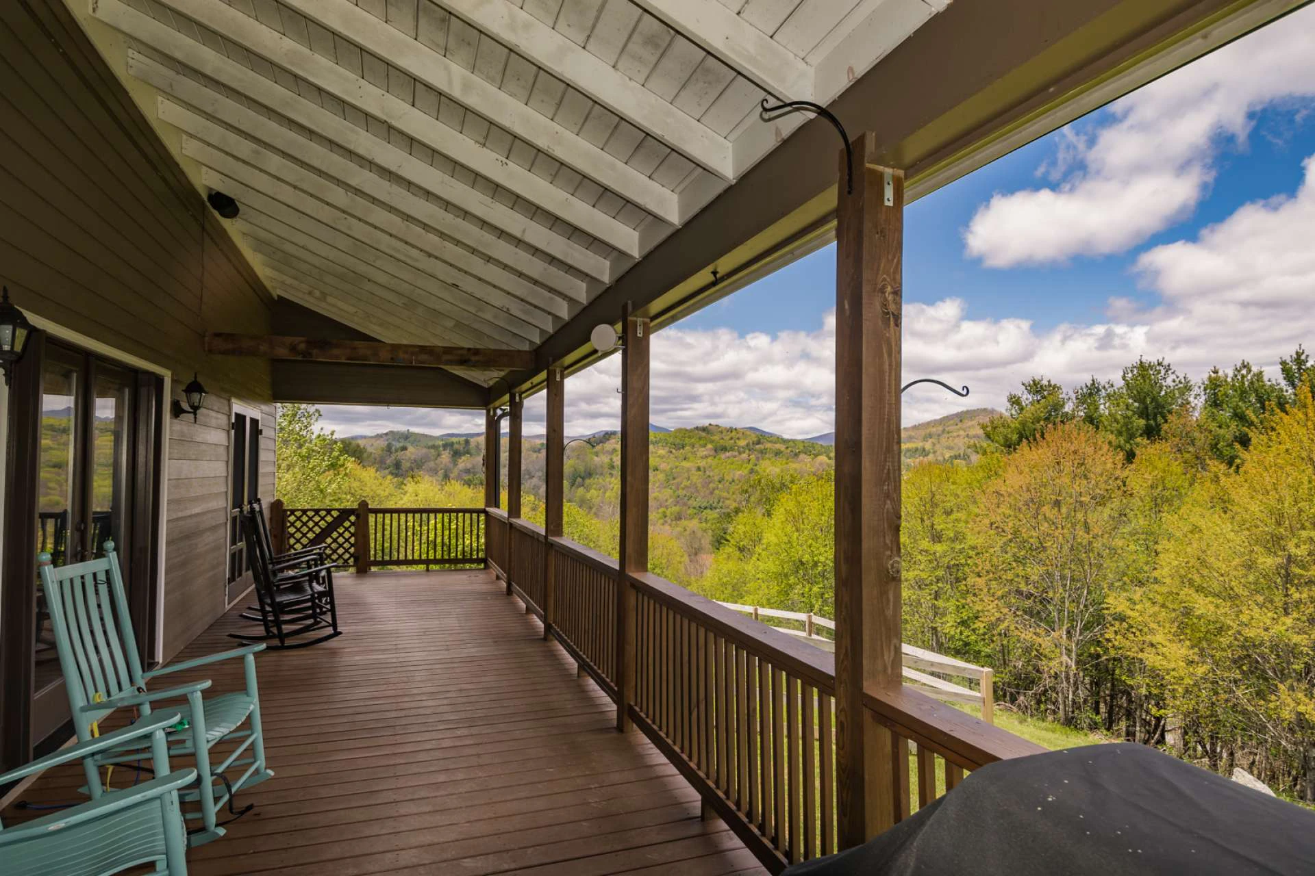 Image number 11 for the current listing