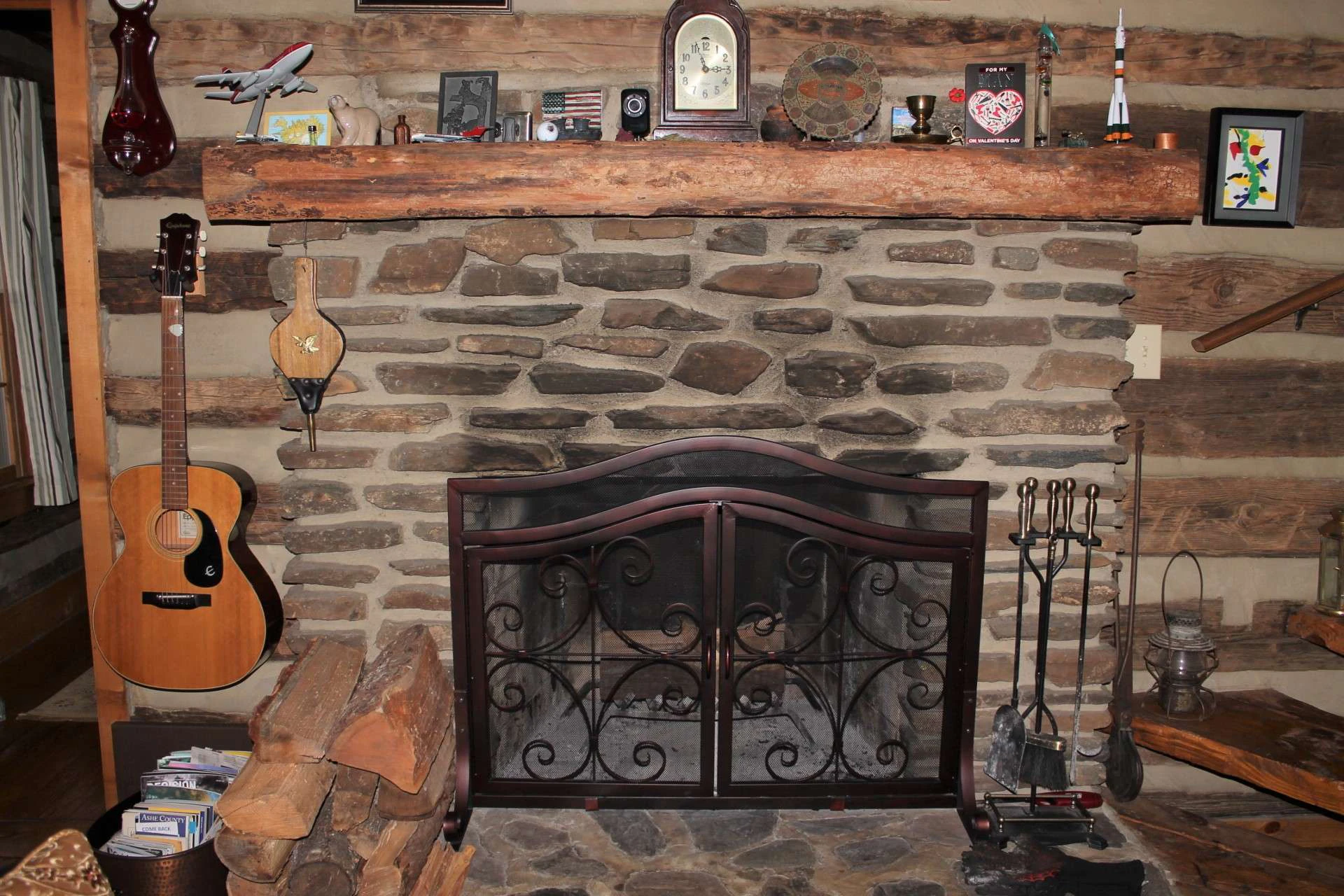 Image number 15 for the current listing