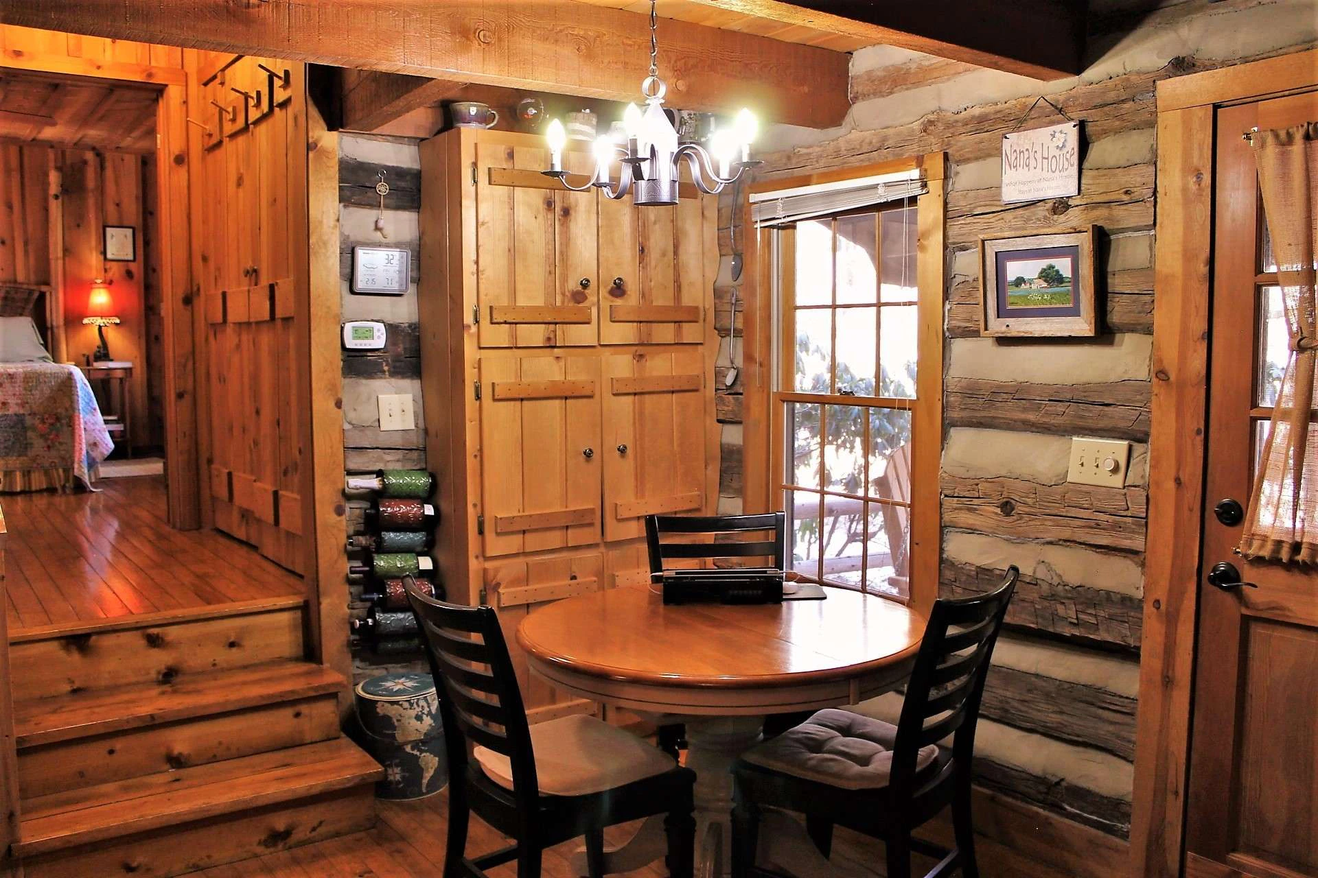 Image number 14 for the current listing