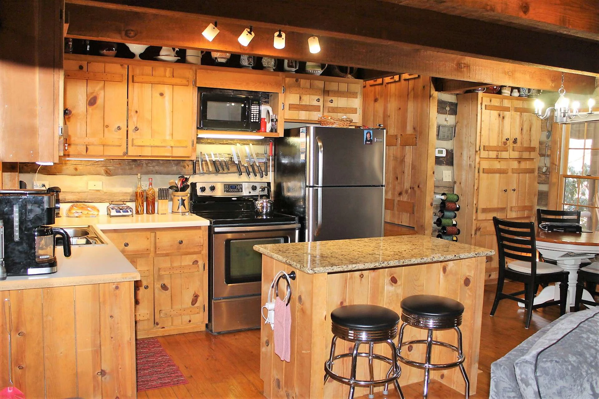 Image number 12 for the current listing