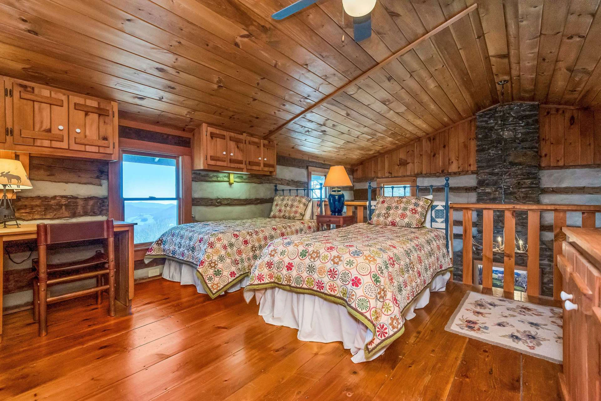 Image number 9 for the current listing