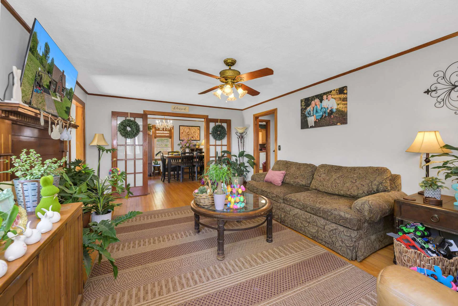 Image number 20 for the current listing