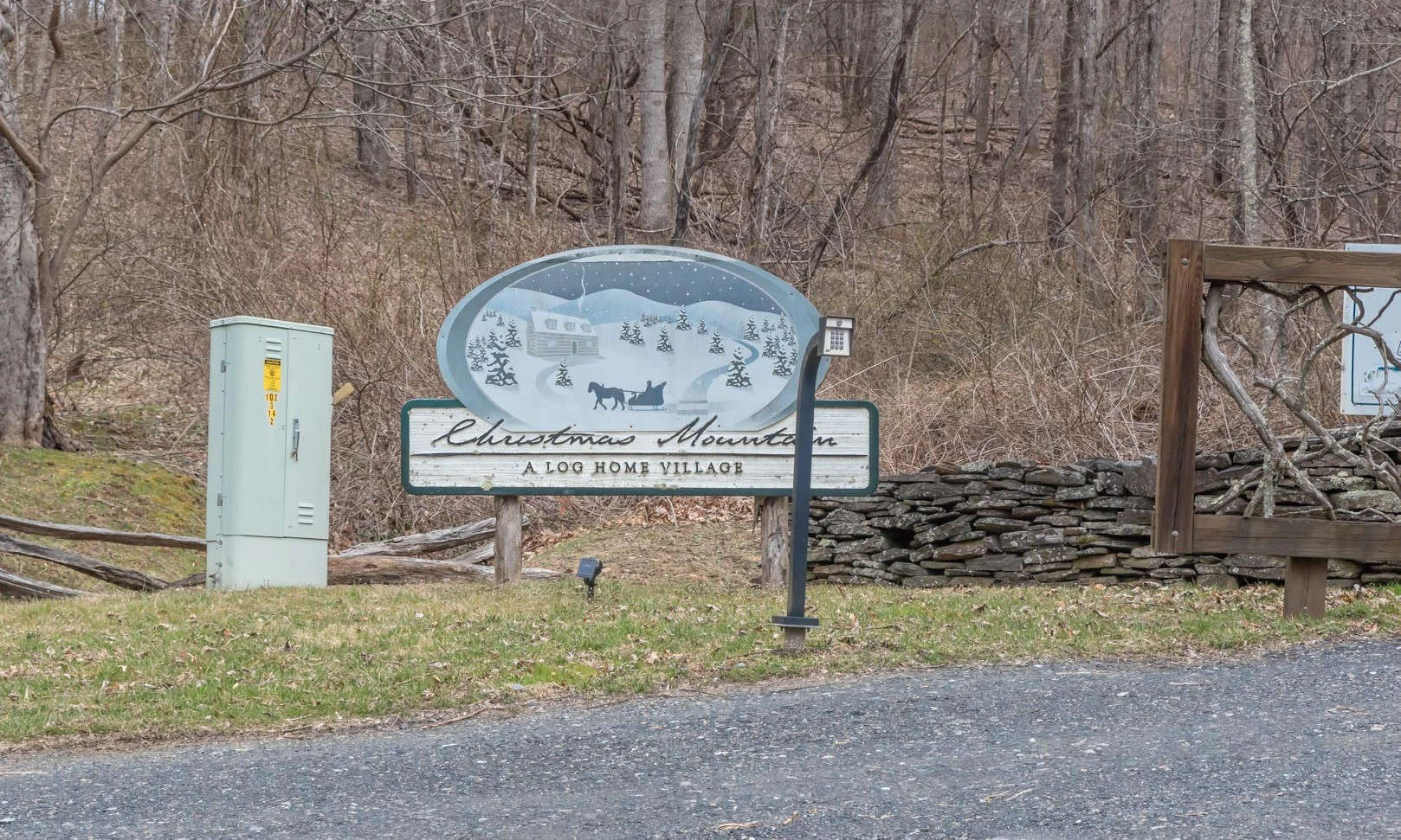 Image number 1 for the current listing
