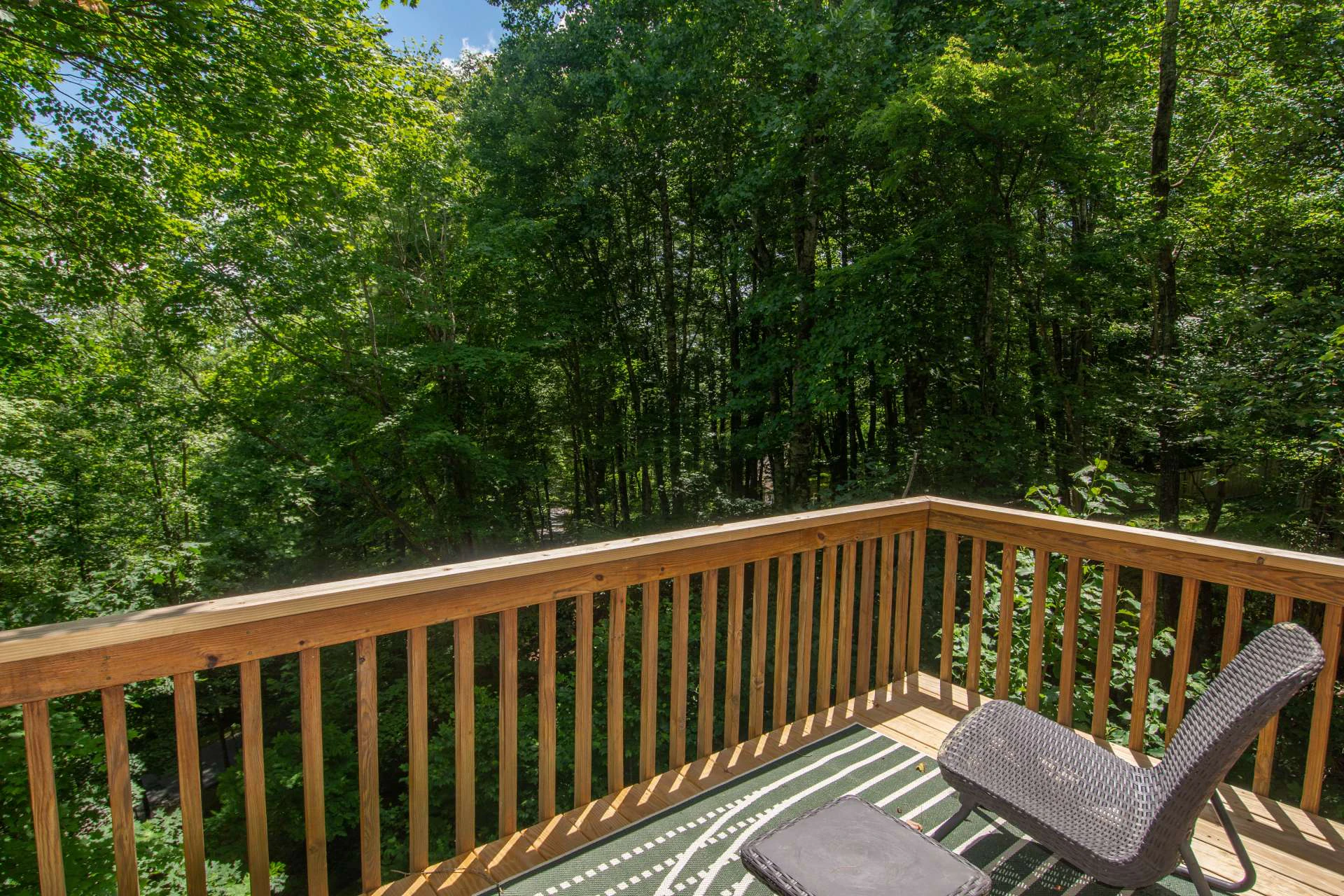 Image number 21 for the current listing
