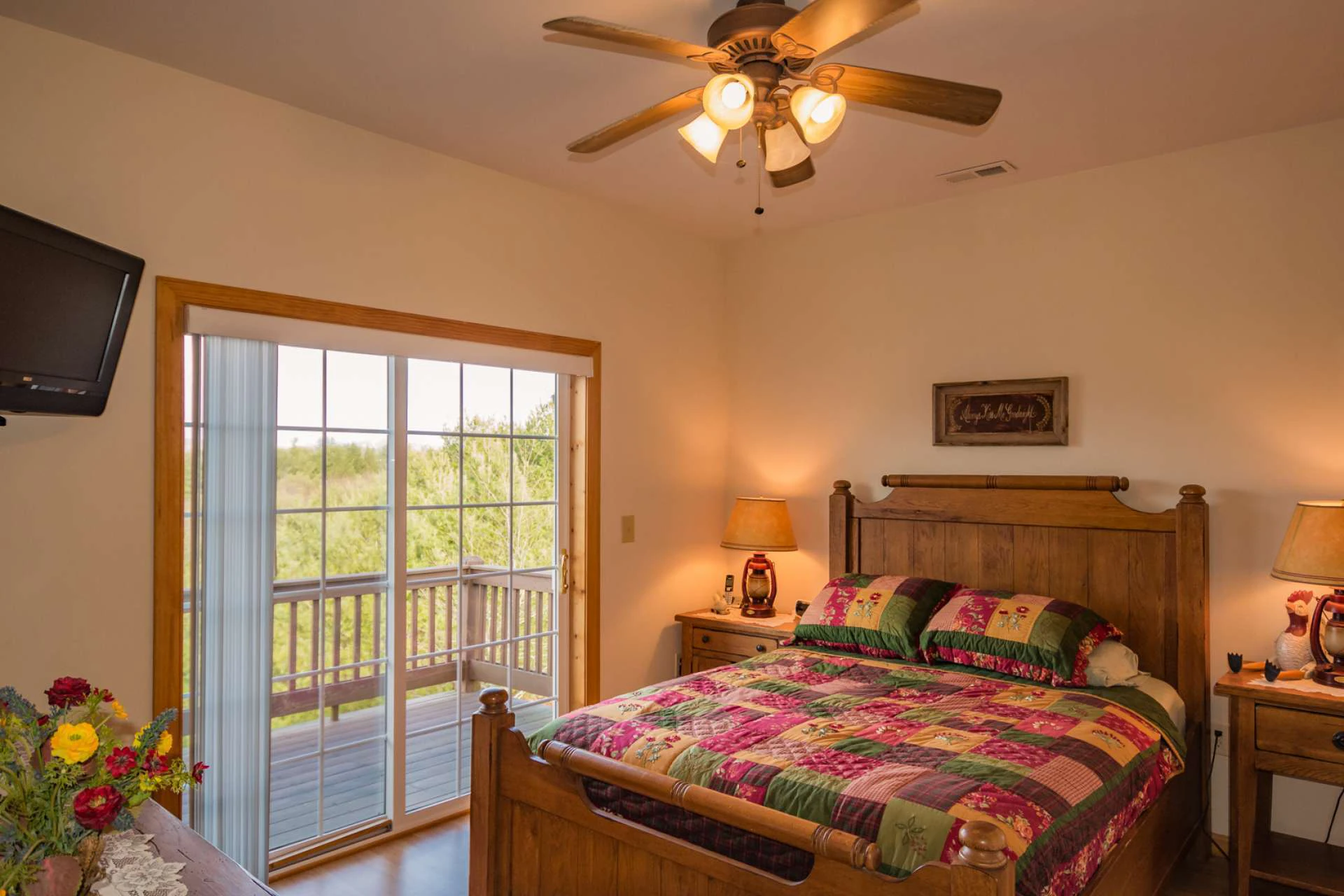 Image number 2 for the current listing
