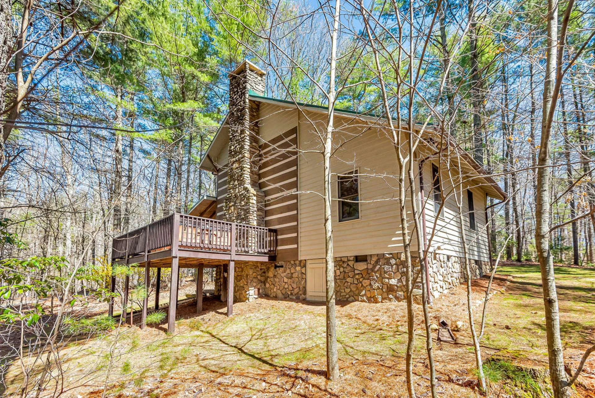 Image number 18 for the current listing