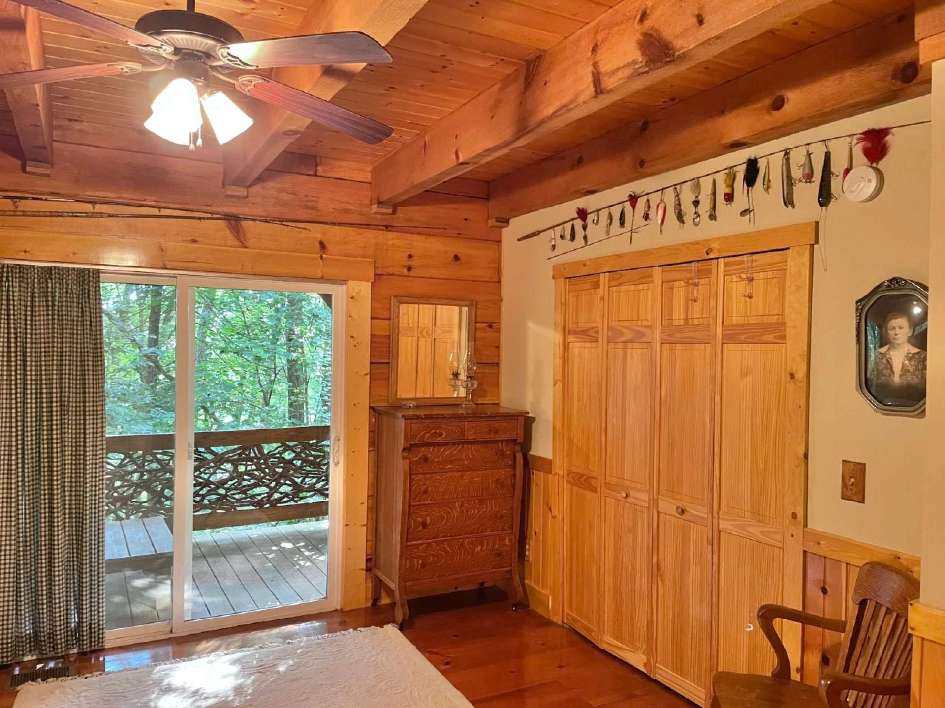 Image number 10 for the current listing