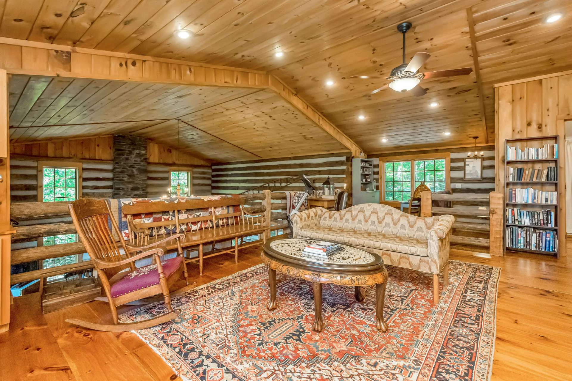 Image number 7 for the current listing