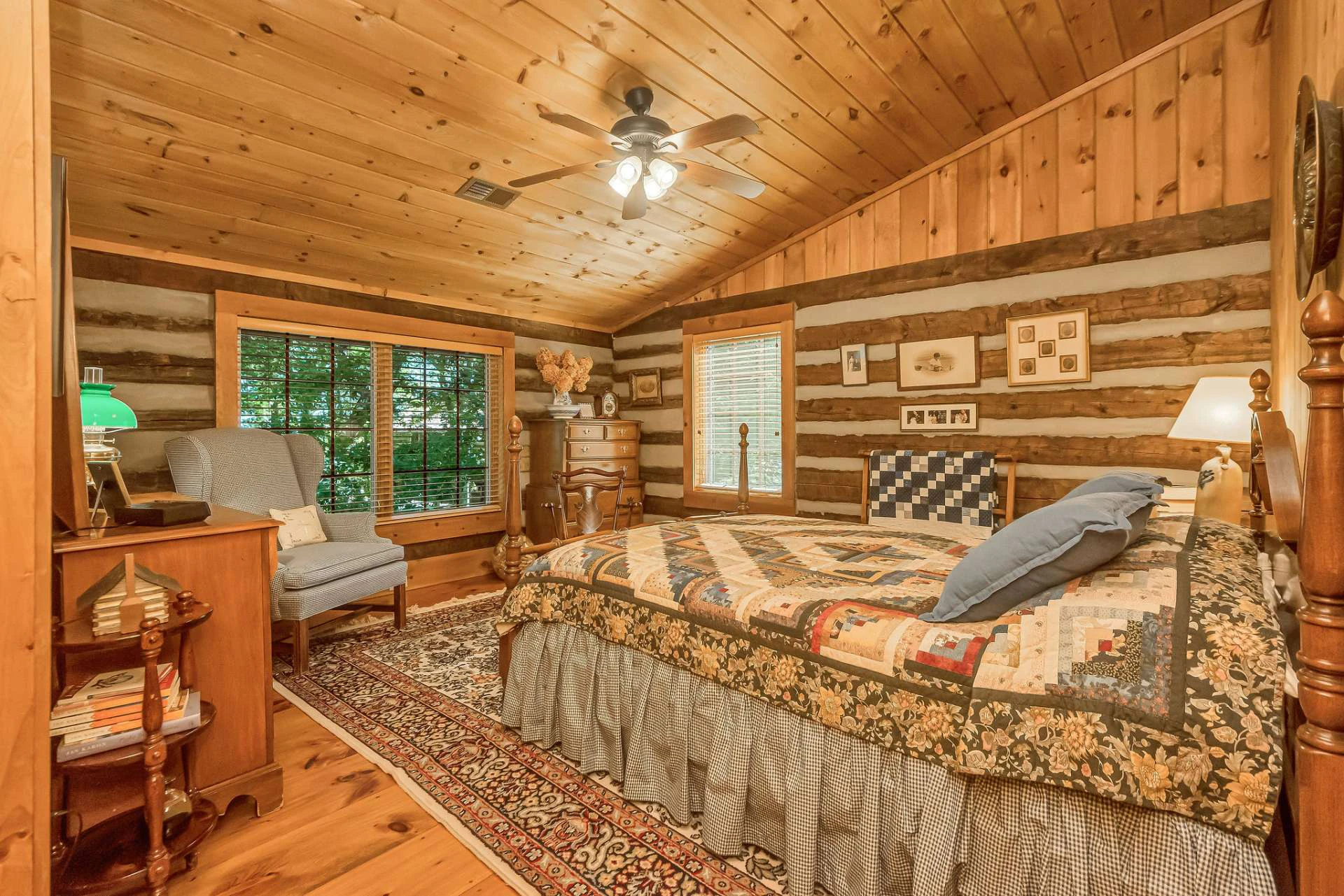 Image number 9 for the current listing