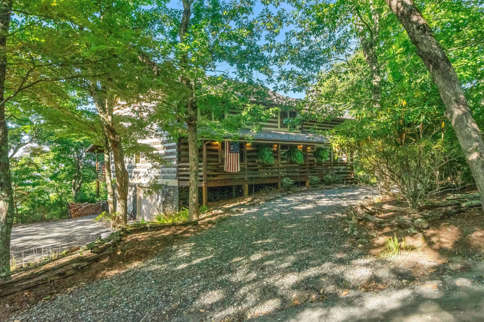 Image number 18 for the current listing