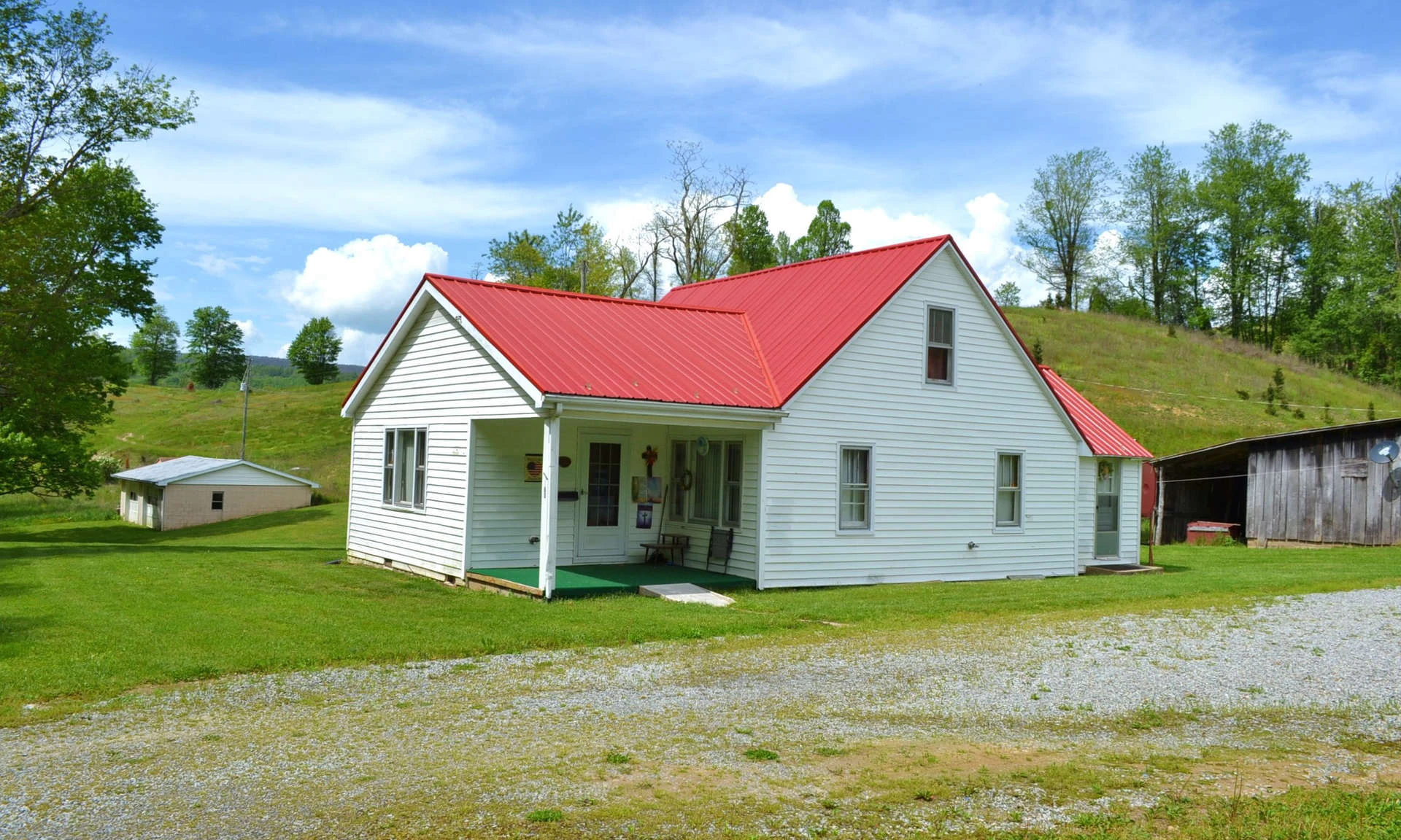 Image number 1 for the current listing