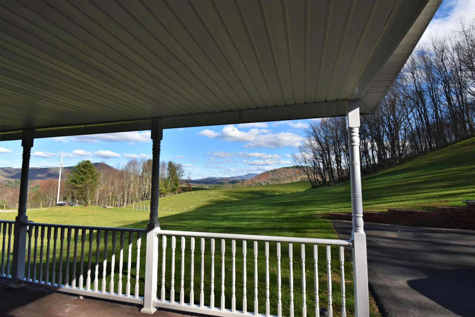 Image number 6 for the current listing