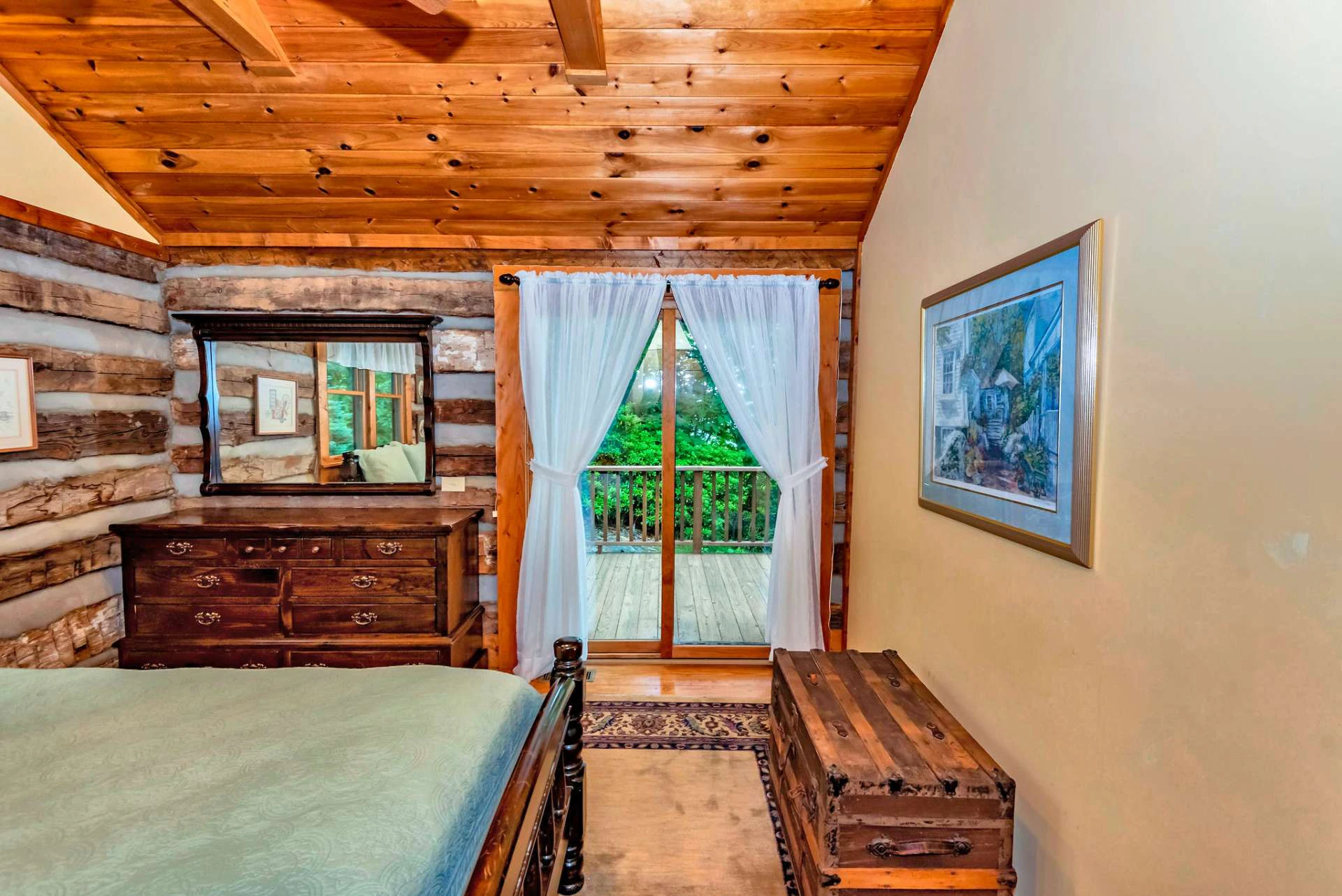 Image number 14 for the current listing
