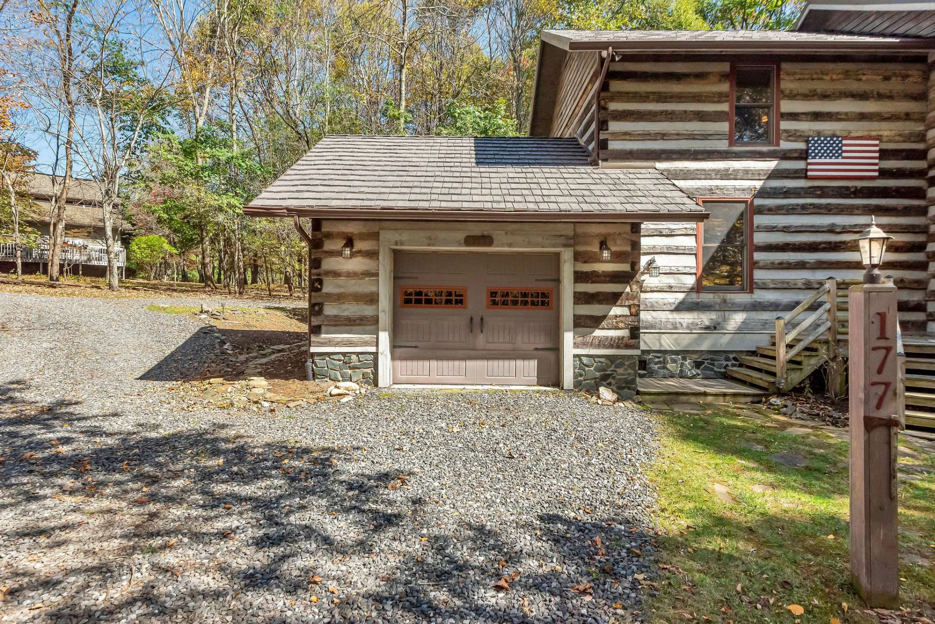 Image number 2 for the current listing