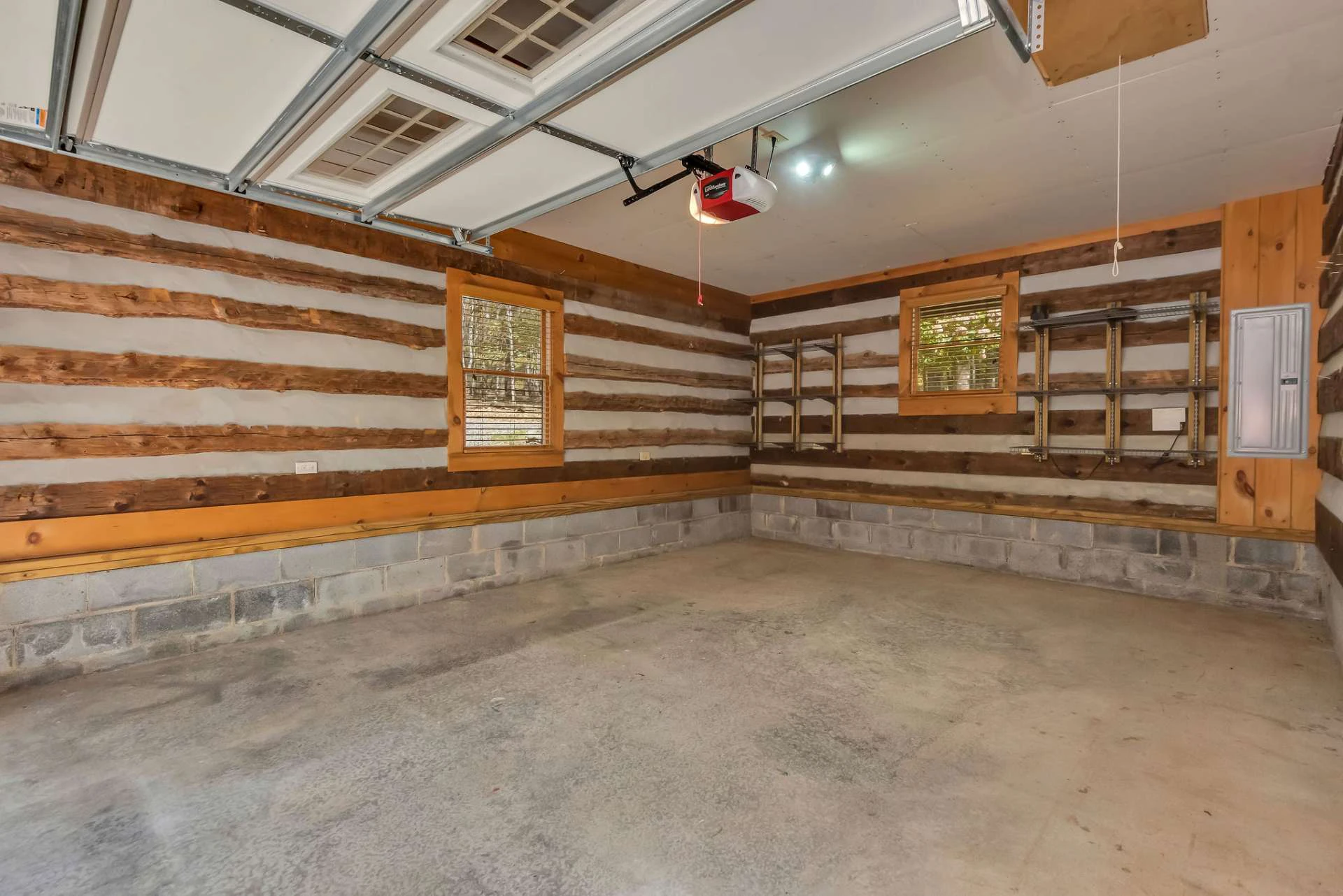 Image number 9 for the current listing
