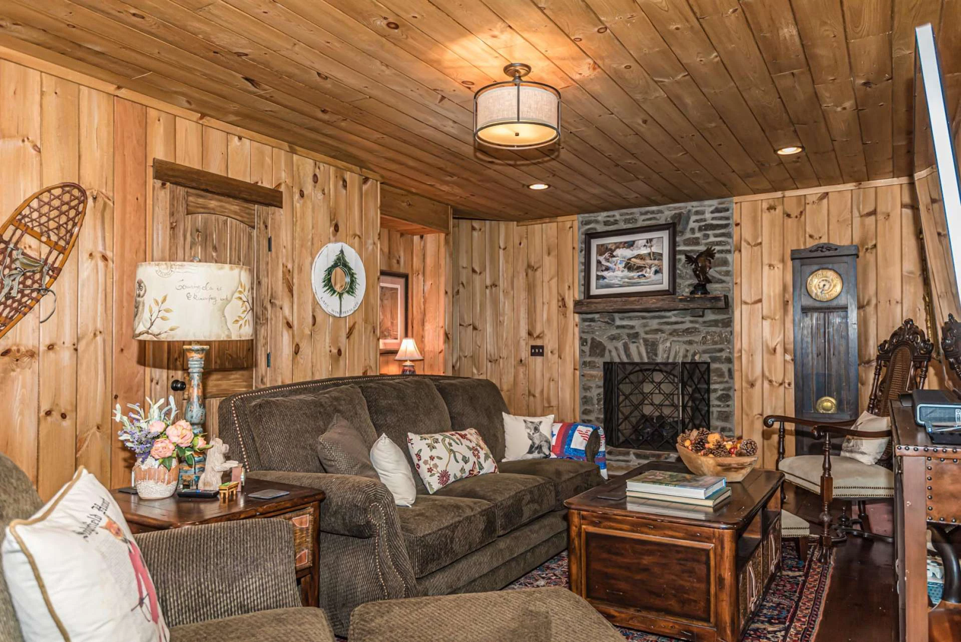 Image number 8 for the current listing