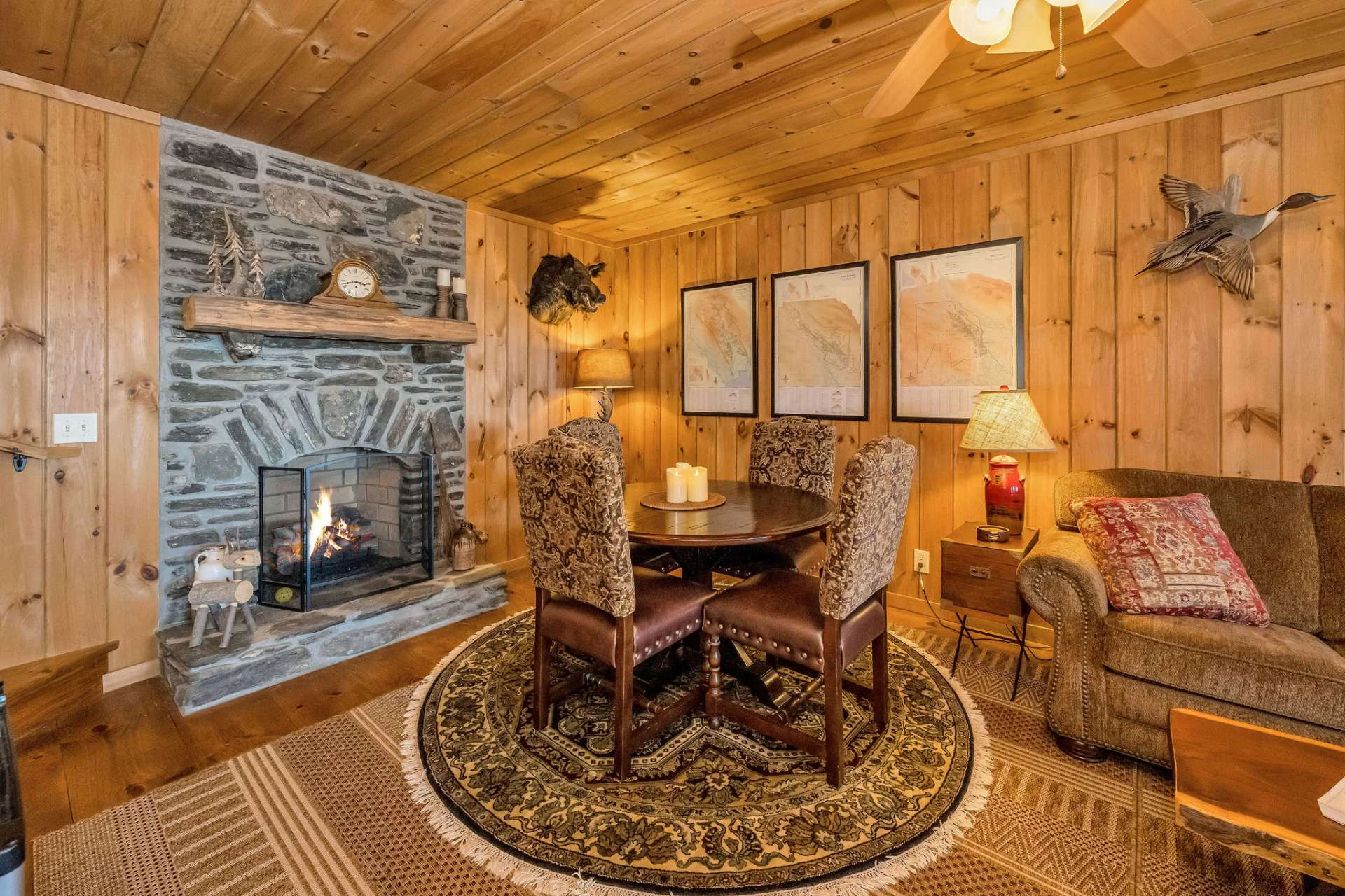 Image number 10 for the current listing