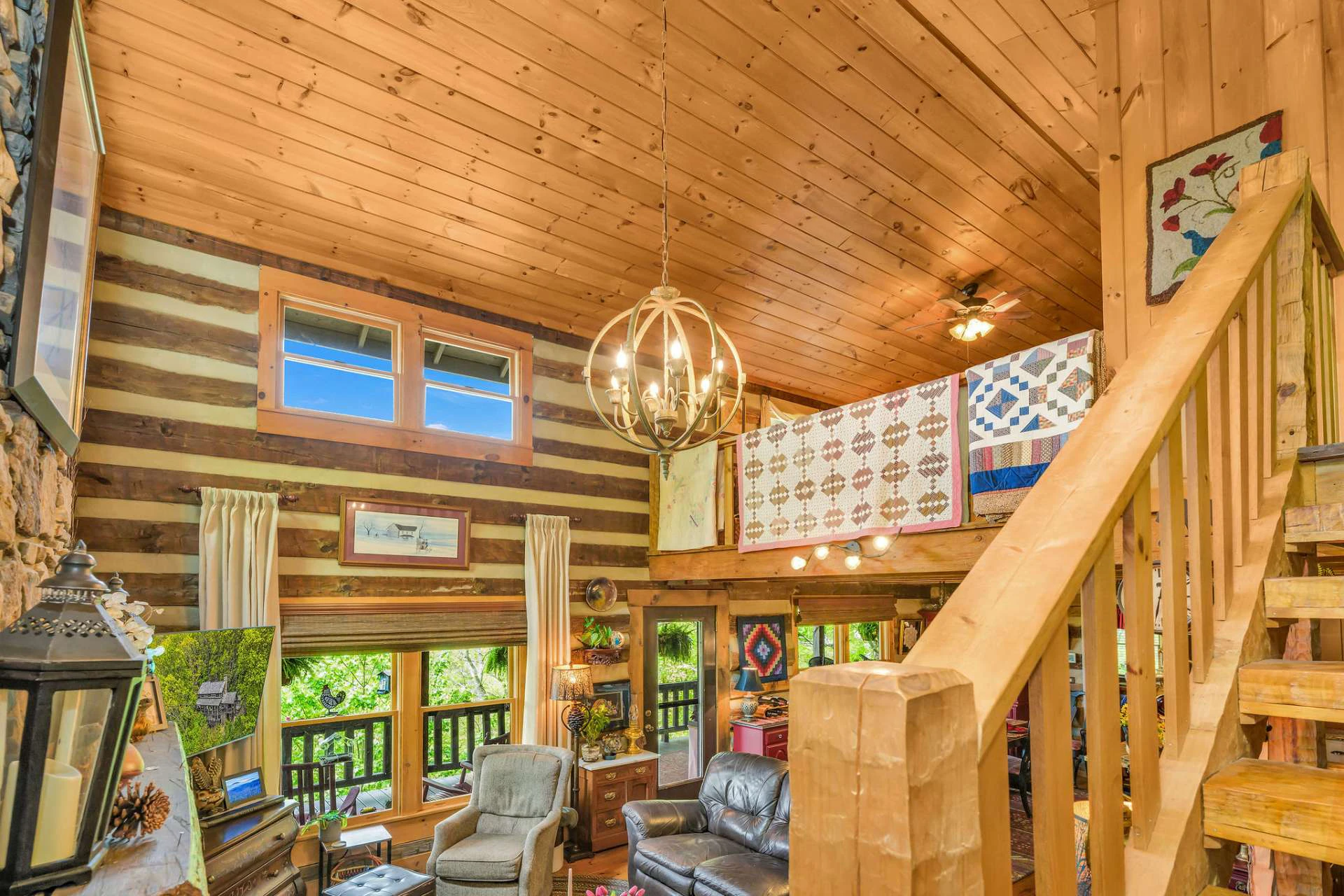 Image number 11 for the current listing