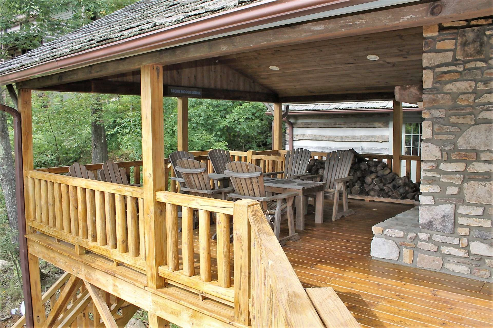 Image number 17 for the current listing