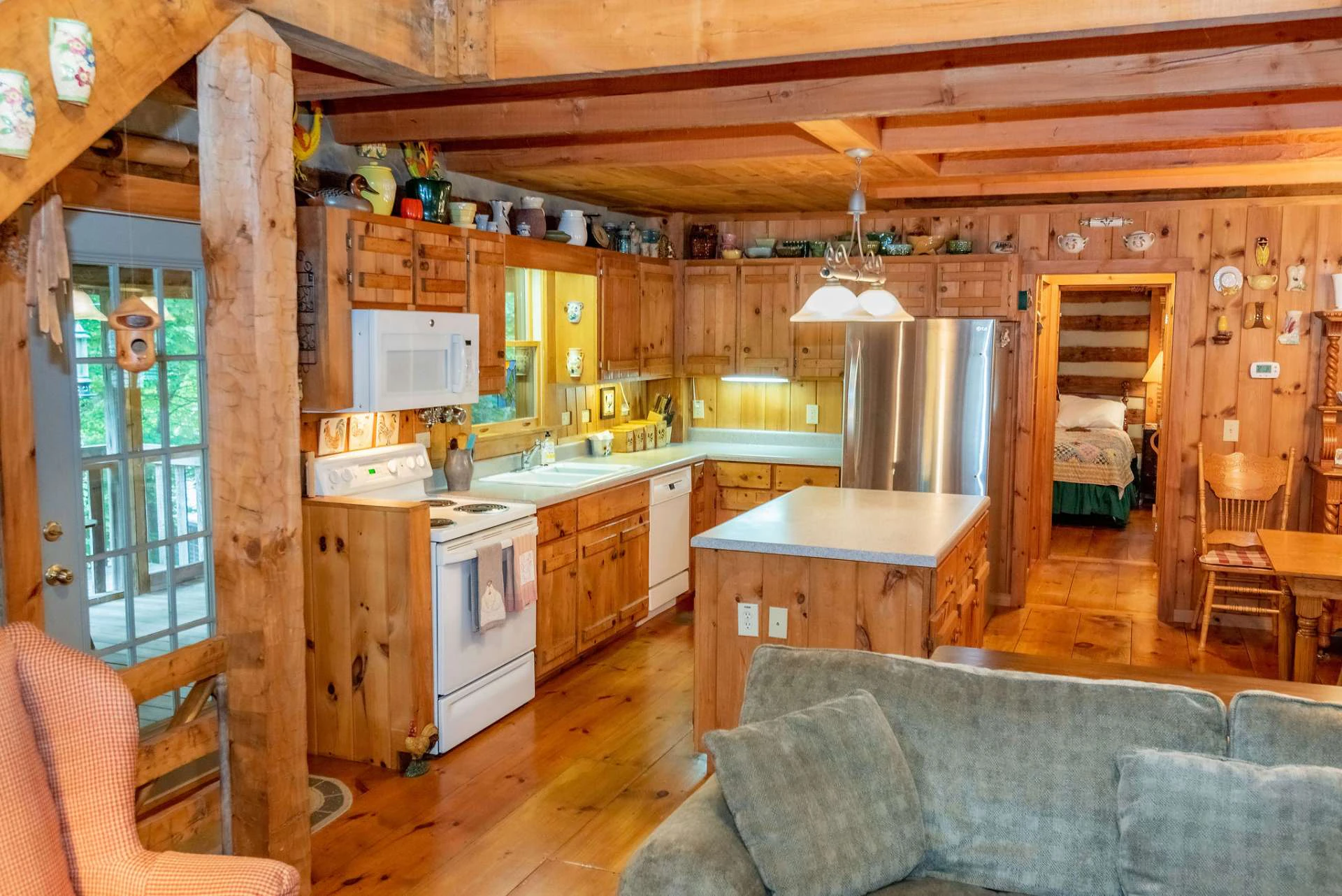 Image number 4 for the current listing