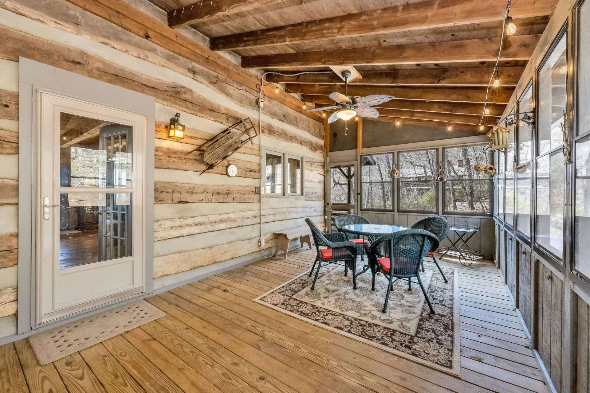 Image number 9 for the current listing