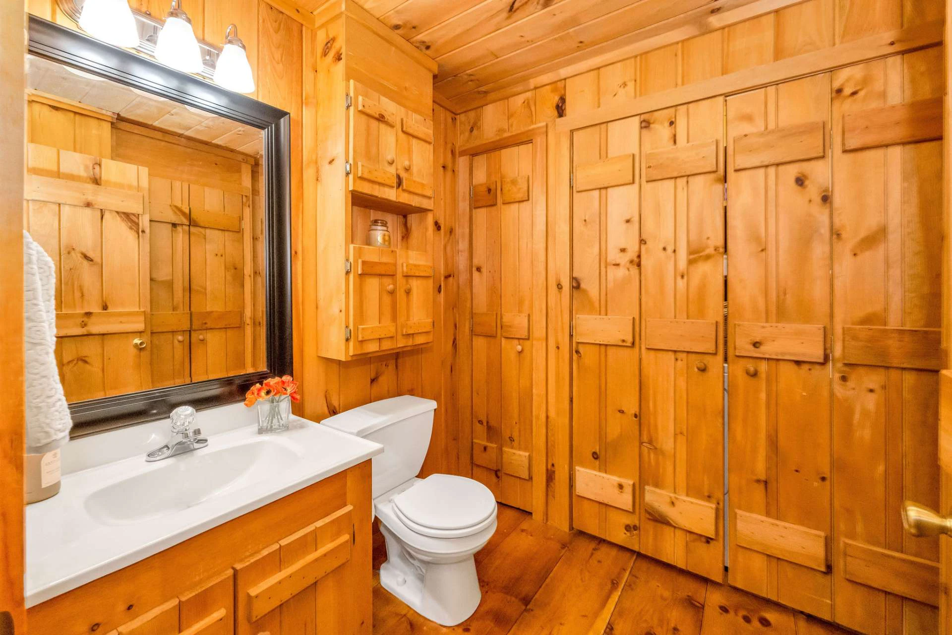 Image number 4 for the current listing
