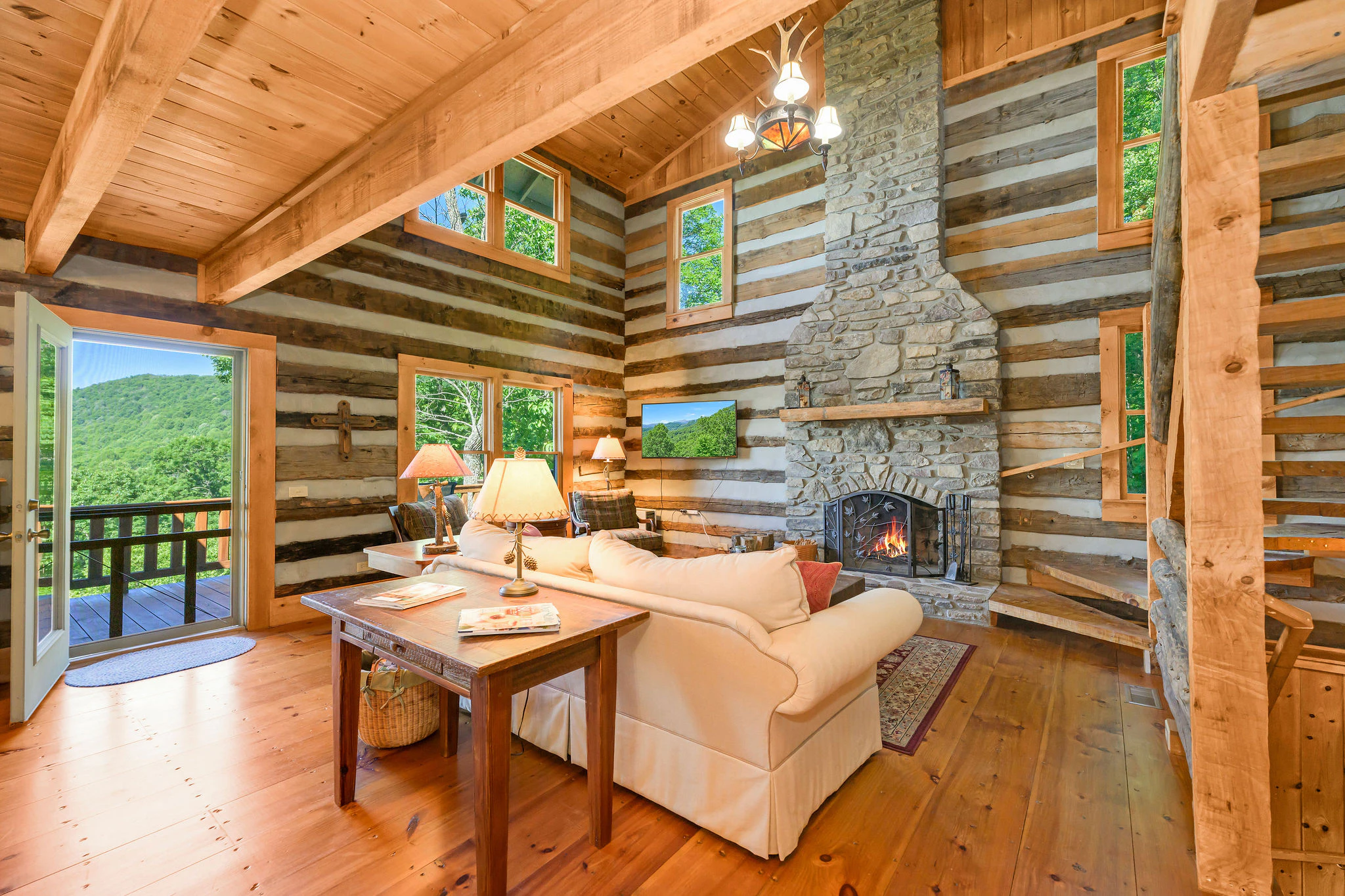 Image number 4 for the current listing