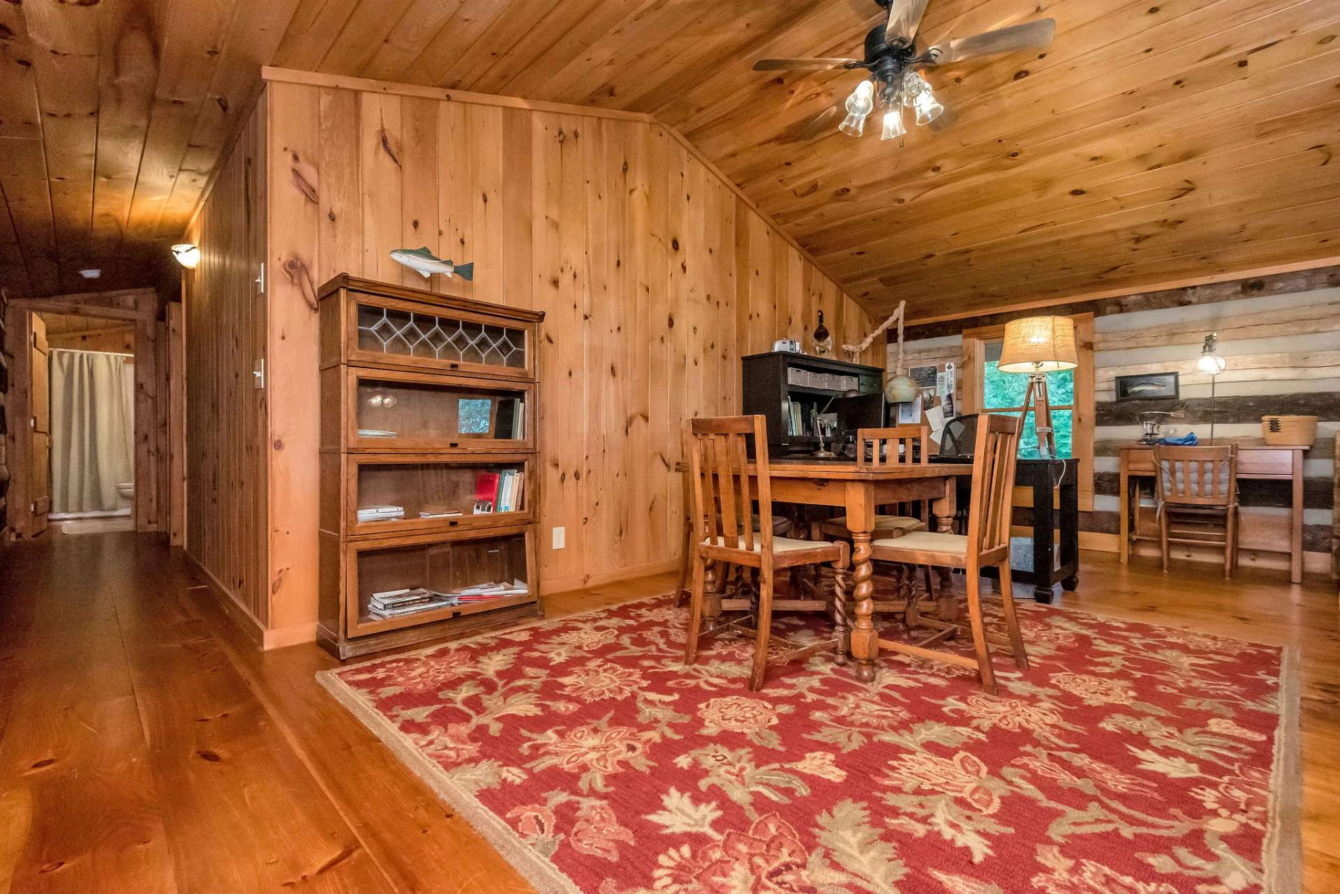 Image number 13 for the current listing