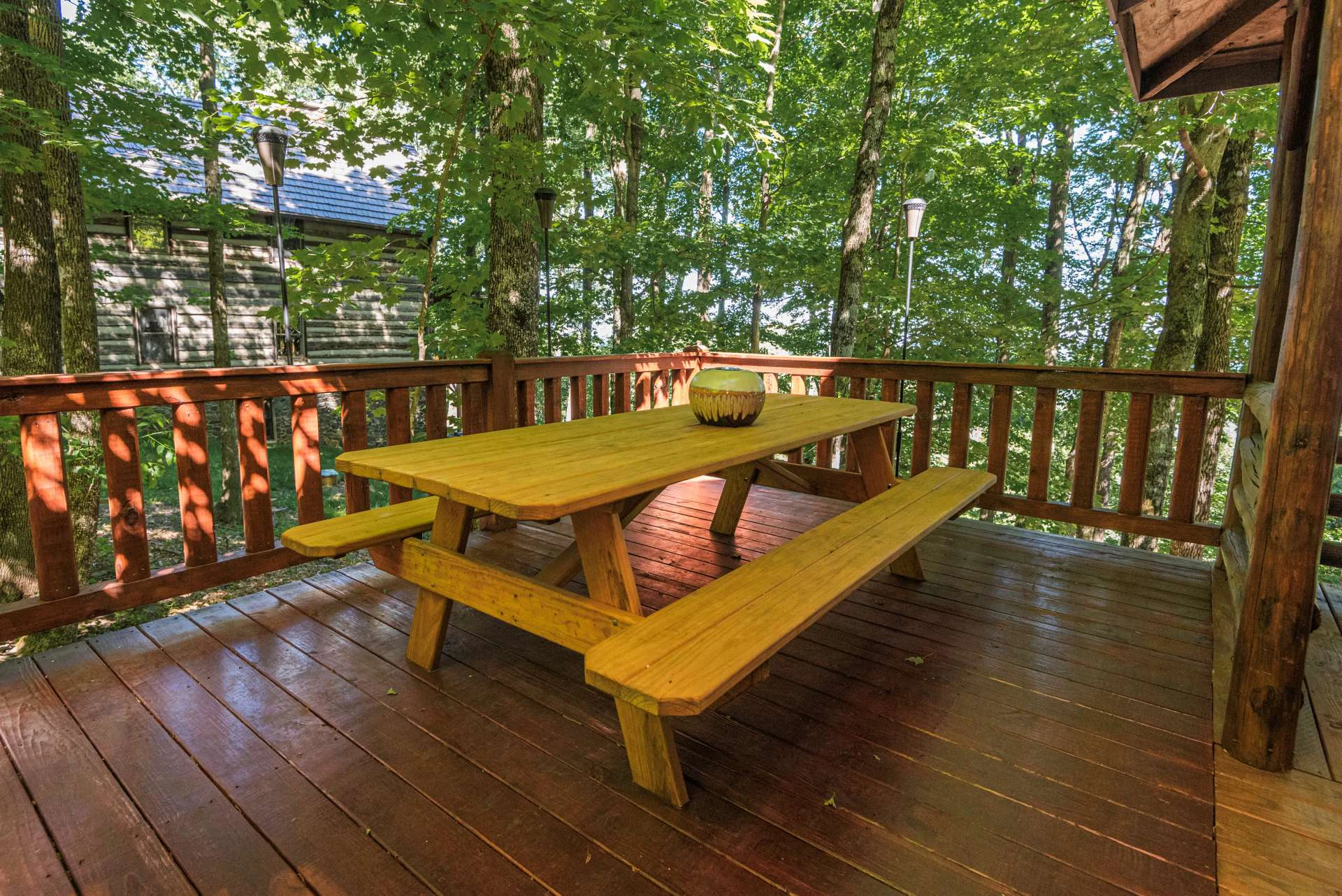 Image number 12 for the current listing
