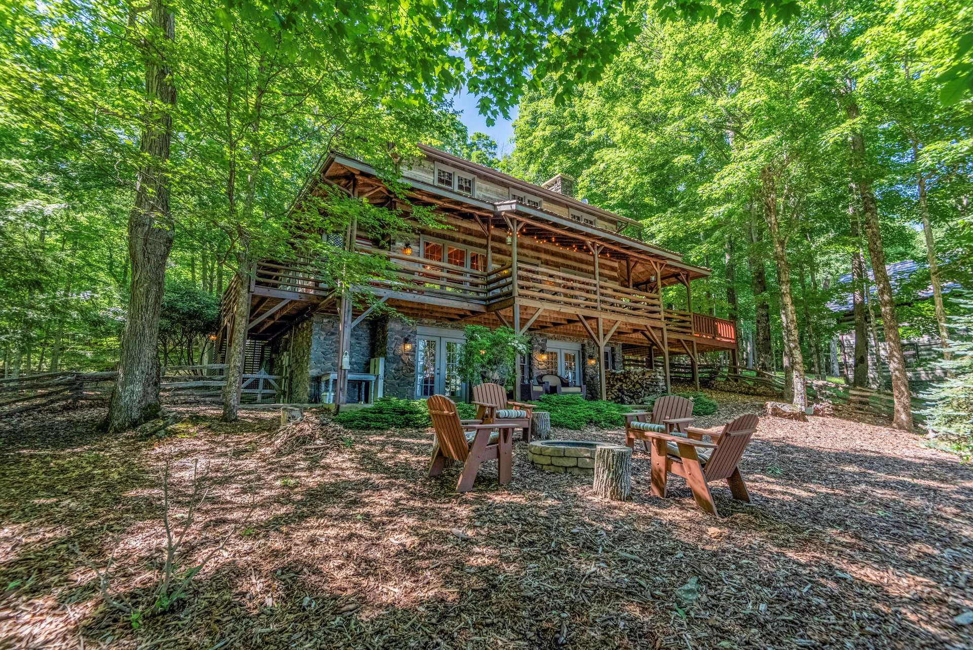 Image number 11 for the current listing
