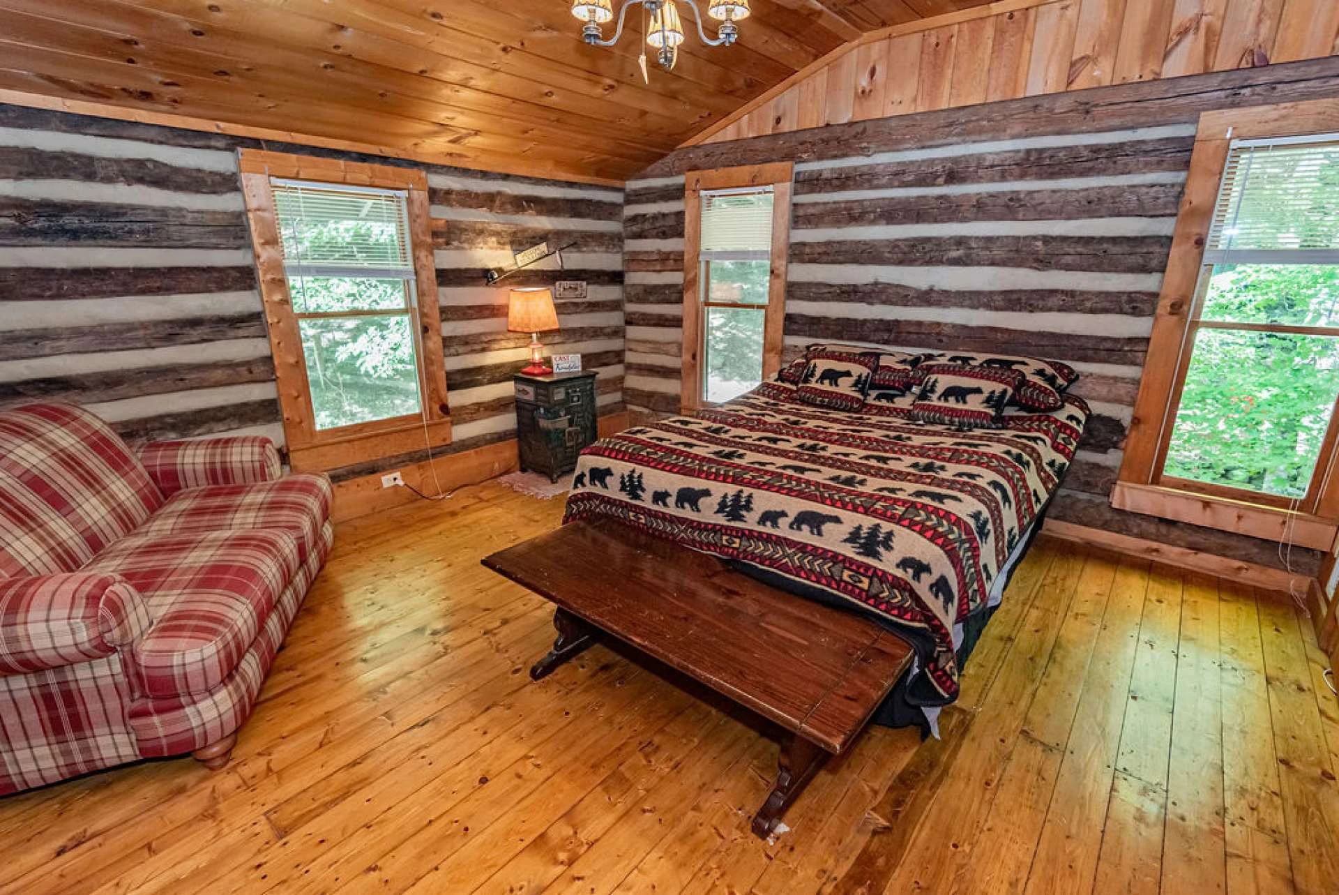Image number 4 for the current listing