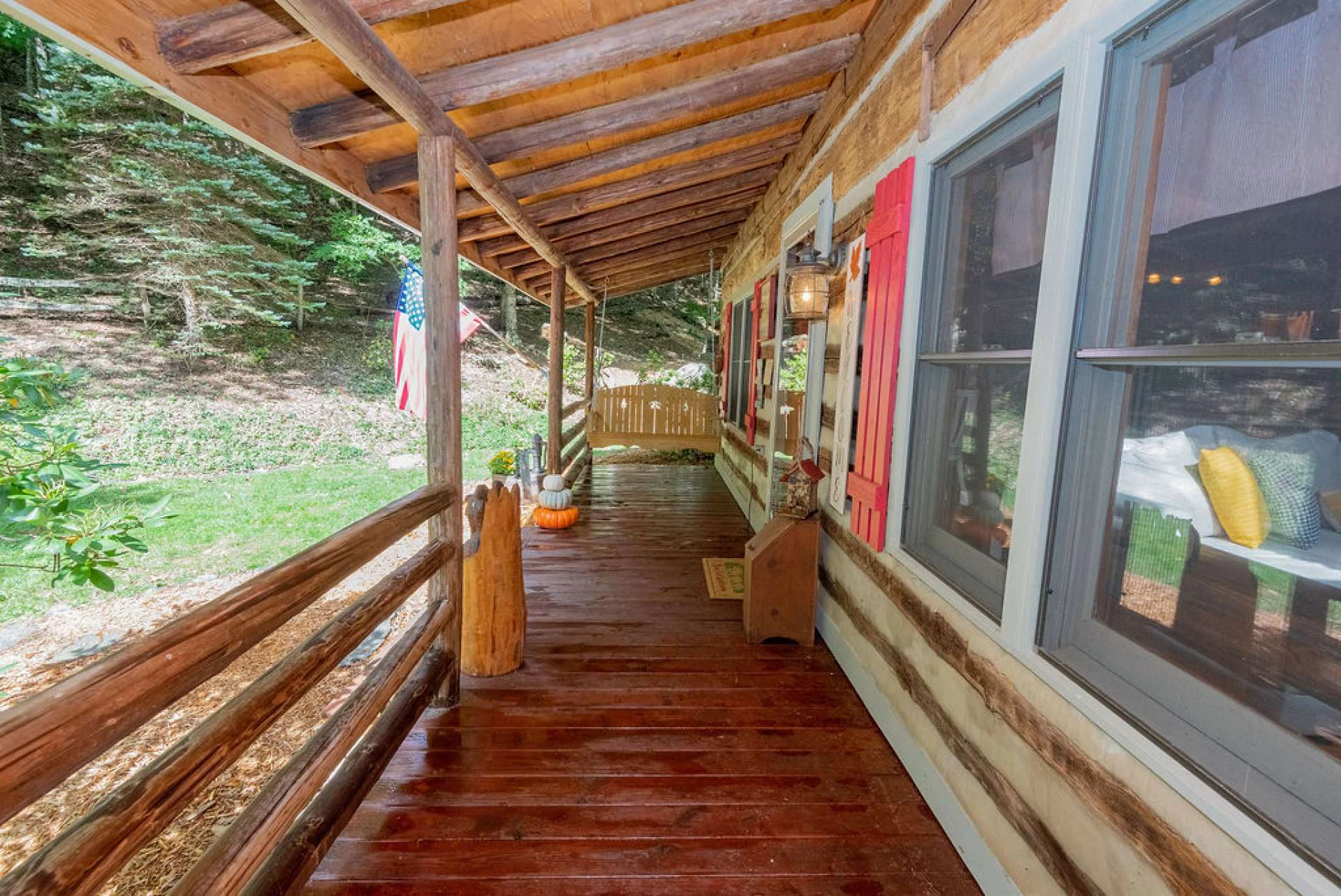 Image number 18 for the current listing