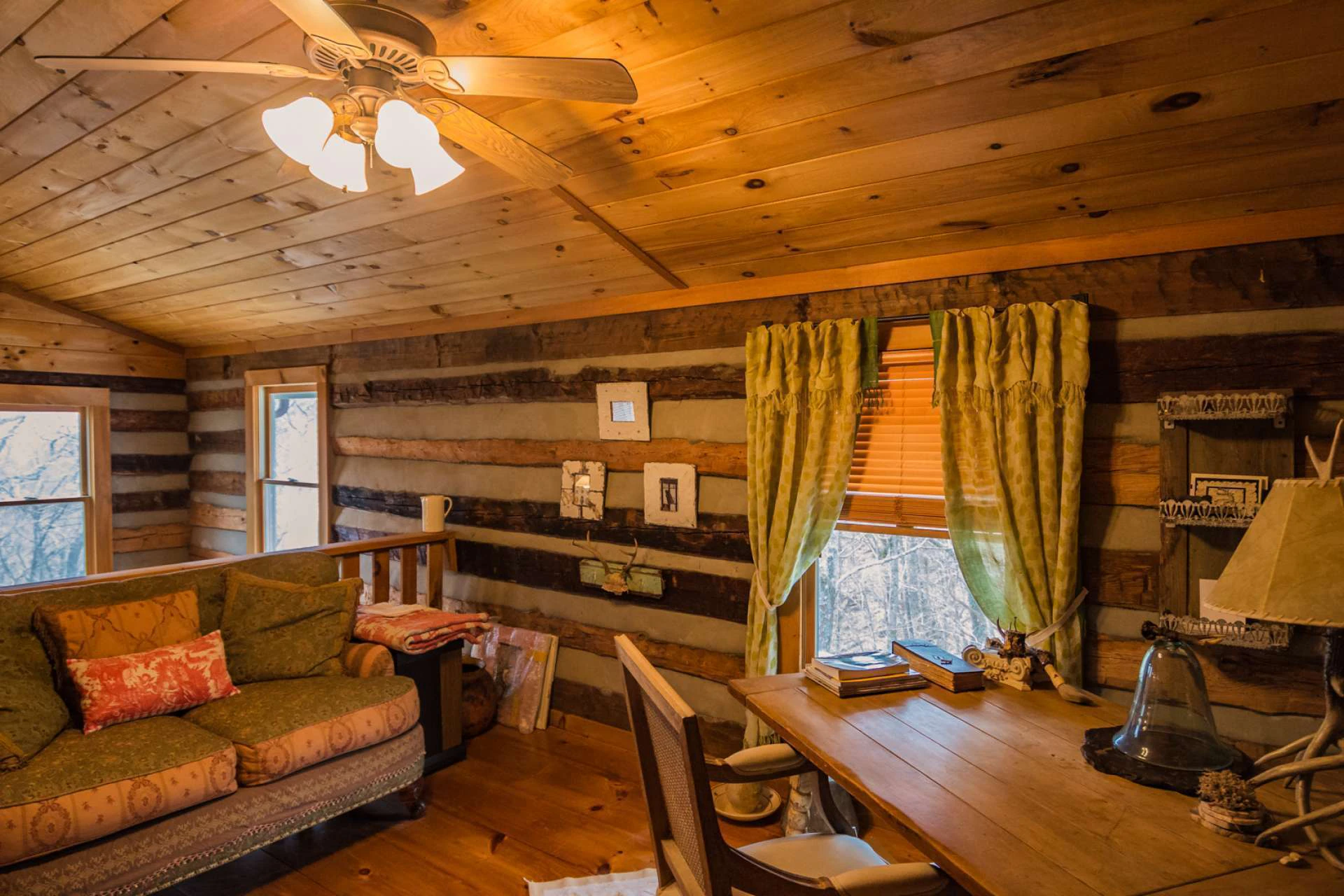 Image number 11 for the current listing