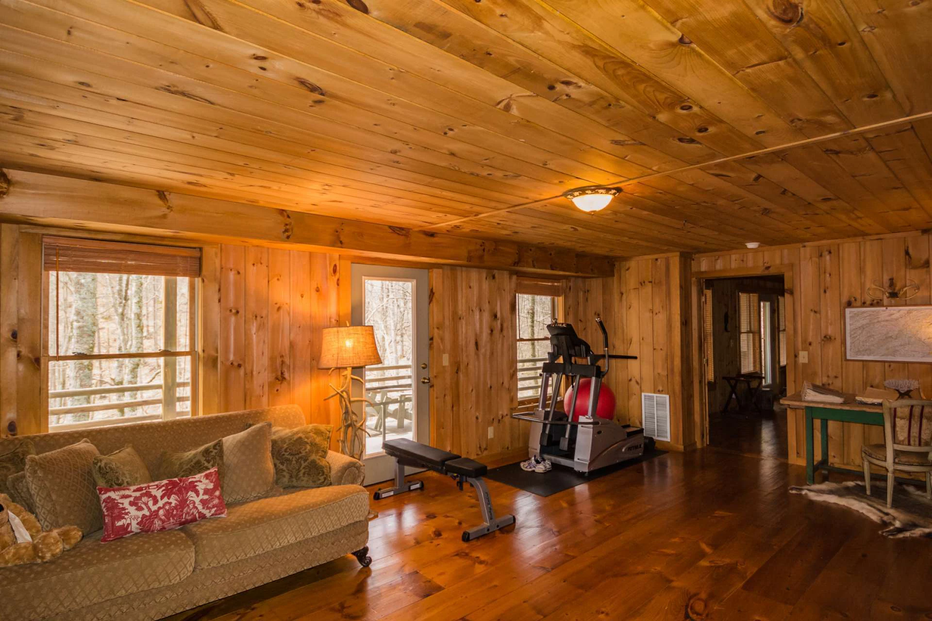 Image number 10 for the current listing