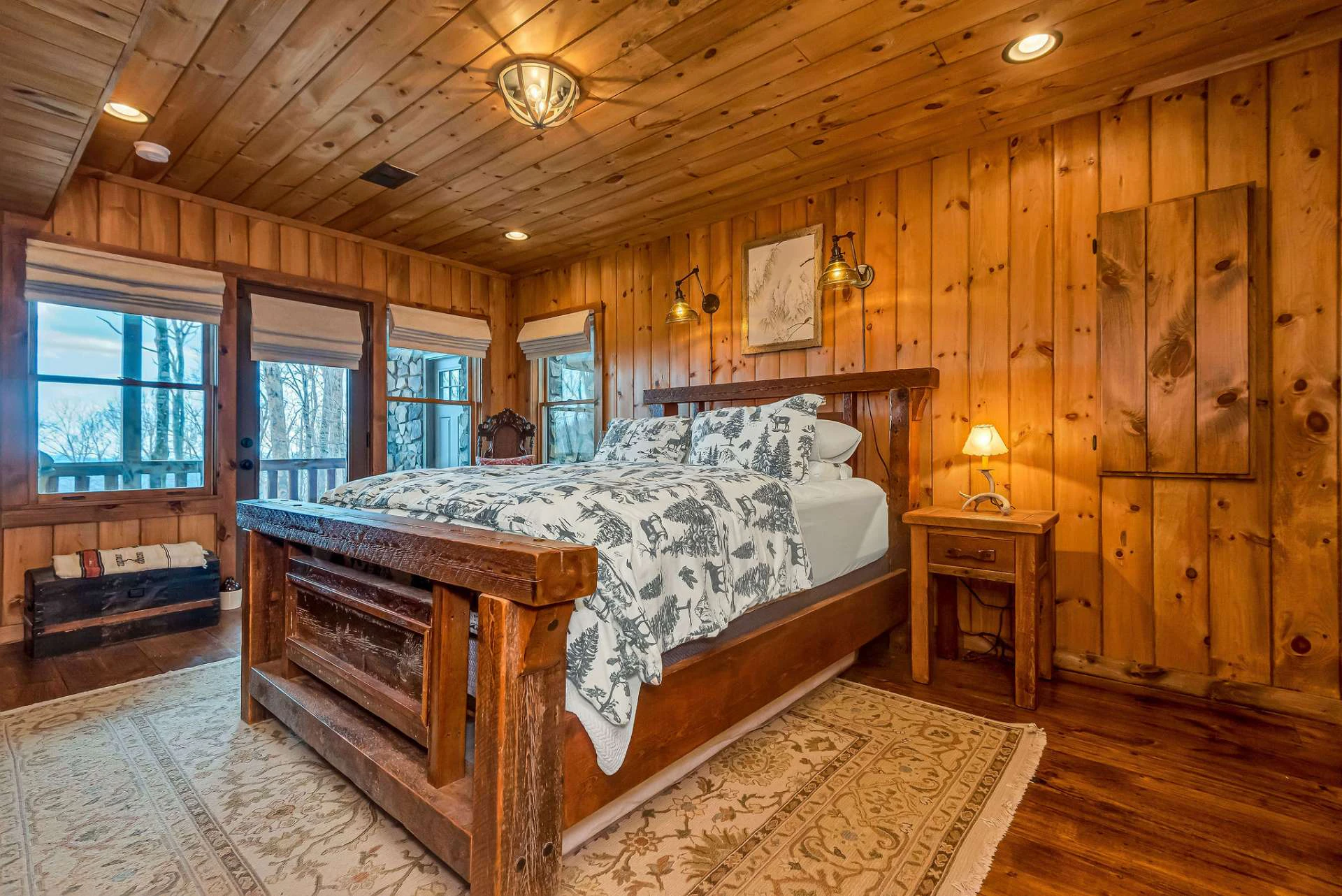Image number 13 for the current listing