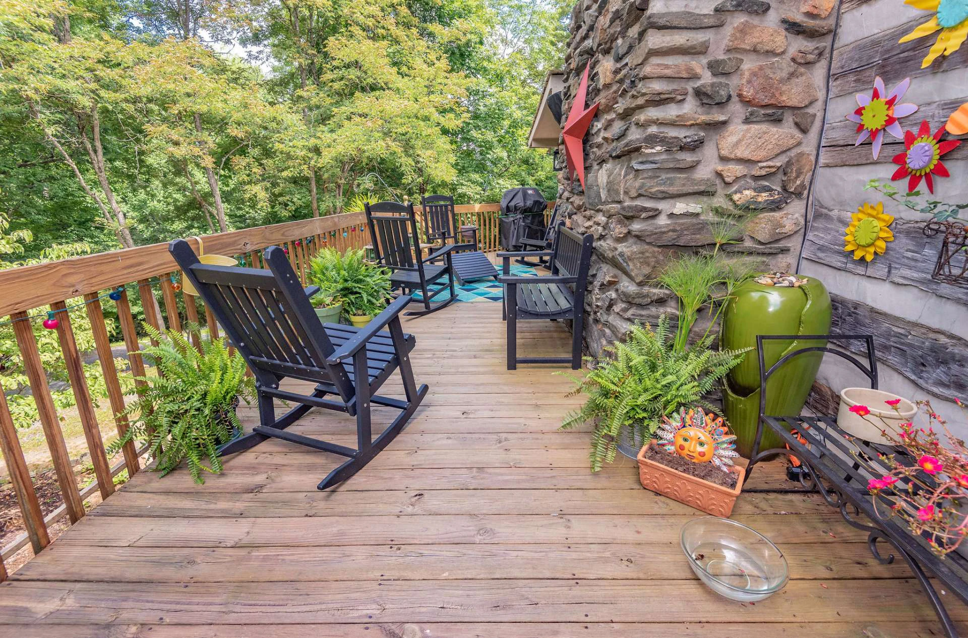 Image number 20 for the current listing