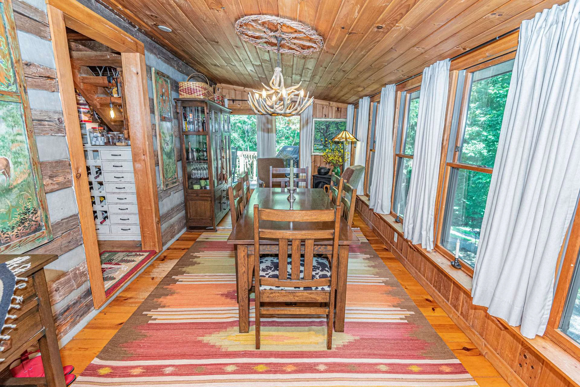 Image number 12 for the current listing