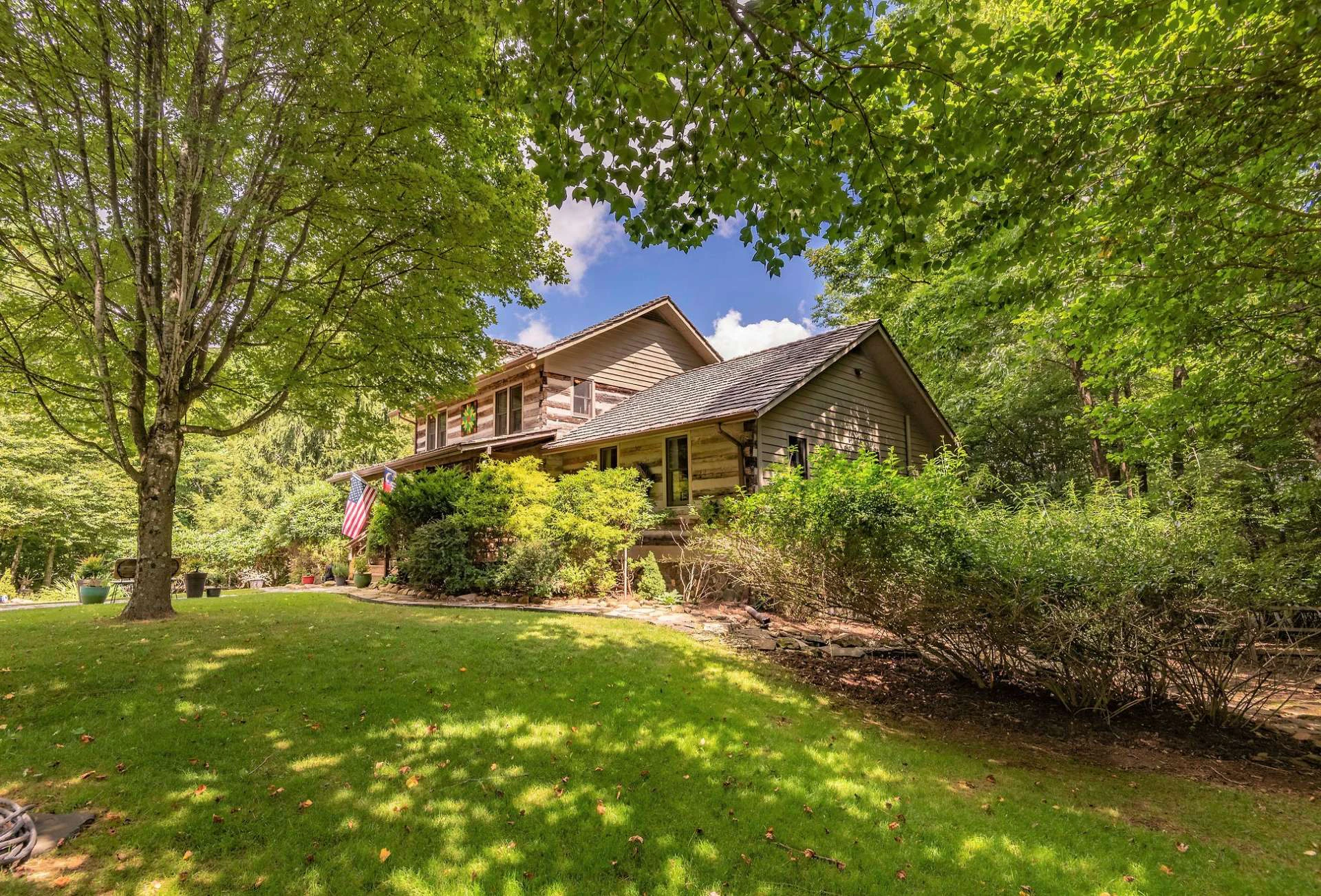 Image number 13 for the current listing