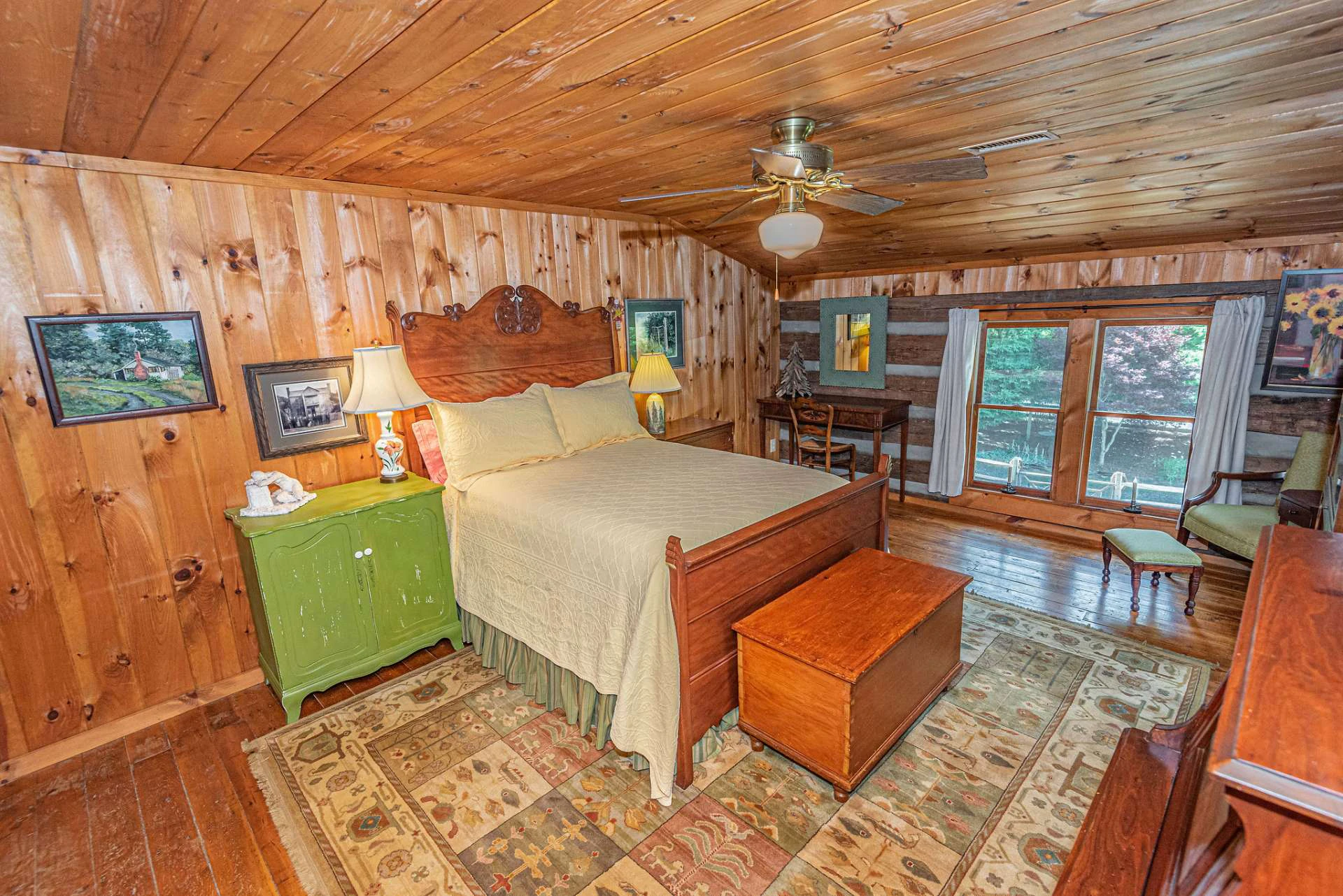 Image number 17 for the current listing